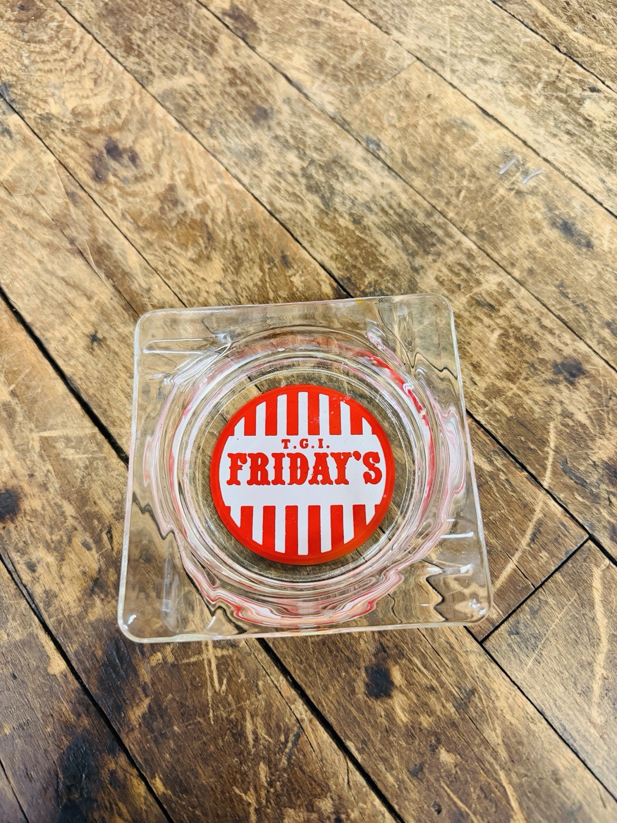 VINTAGE C. 1965 T.G.I. FRIDAYS ASHTRAY SIGN RESTAURANT BAR NEW YORK CITY RARE