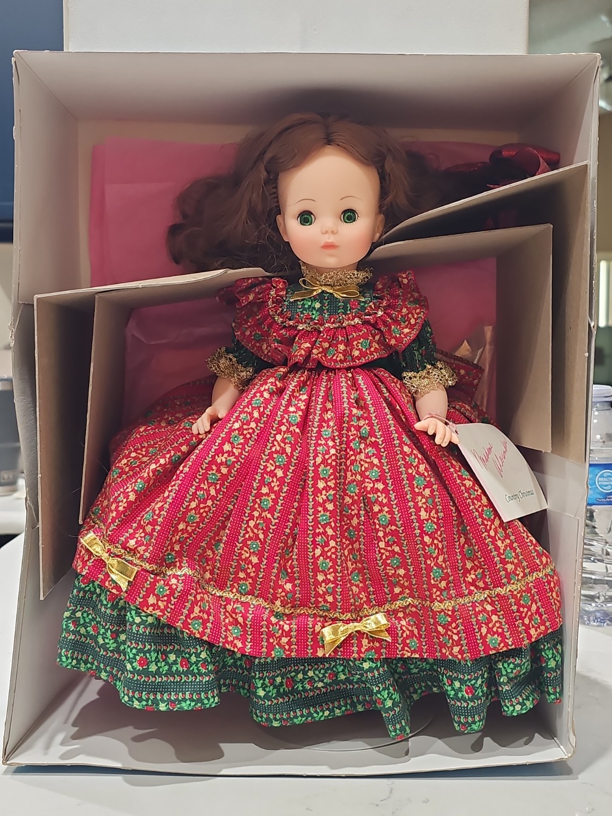 New In Box W/ Tags Madame Alexander Doll COUNTRY CHRISTMAS 1543 14 New In Box W/ Tags Madame Alexander Doll COUNTRY CHRISTMAS 1543 14