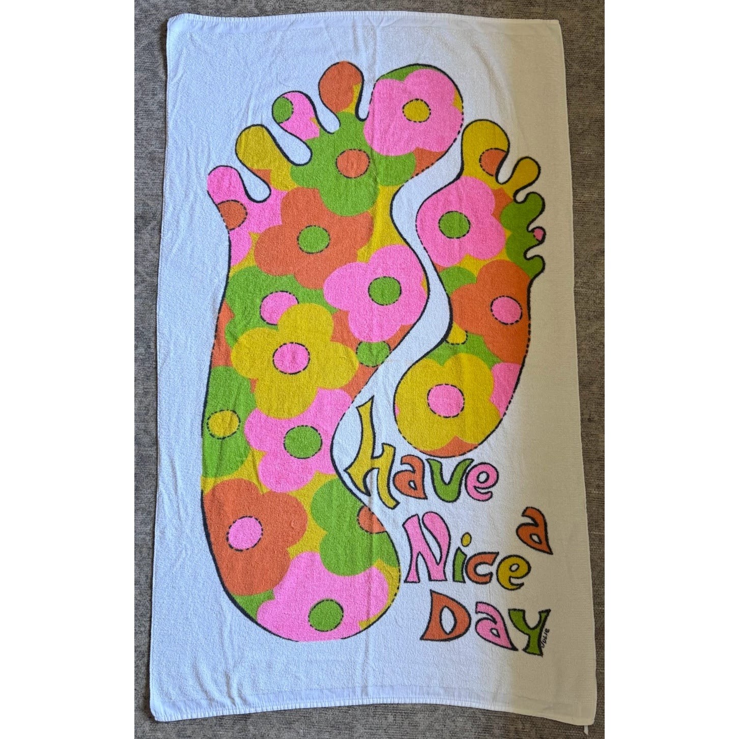 Vintage Have a Nice Day Sayco Terry Cloth Beach Towel Groovy Floral Feet 70s Vintage Have a Nice Day Sayco Terry Cloth Beach Towel Groovy Floral Feet 70s