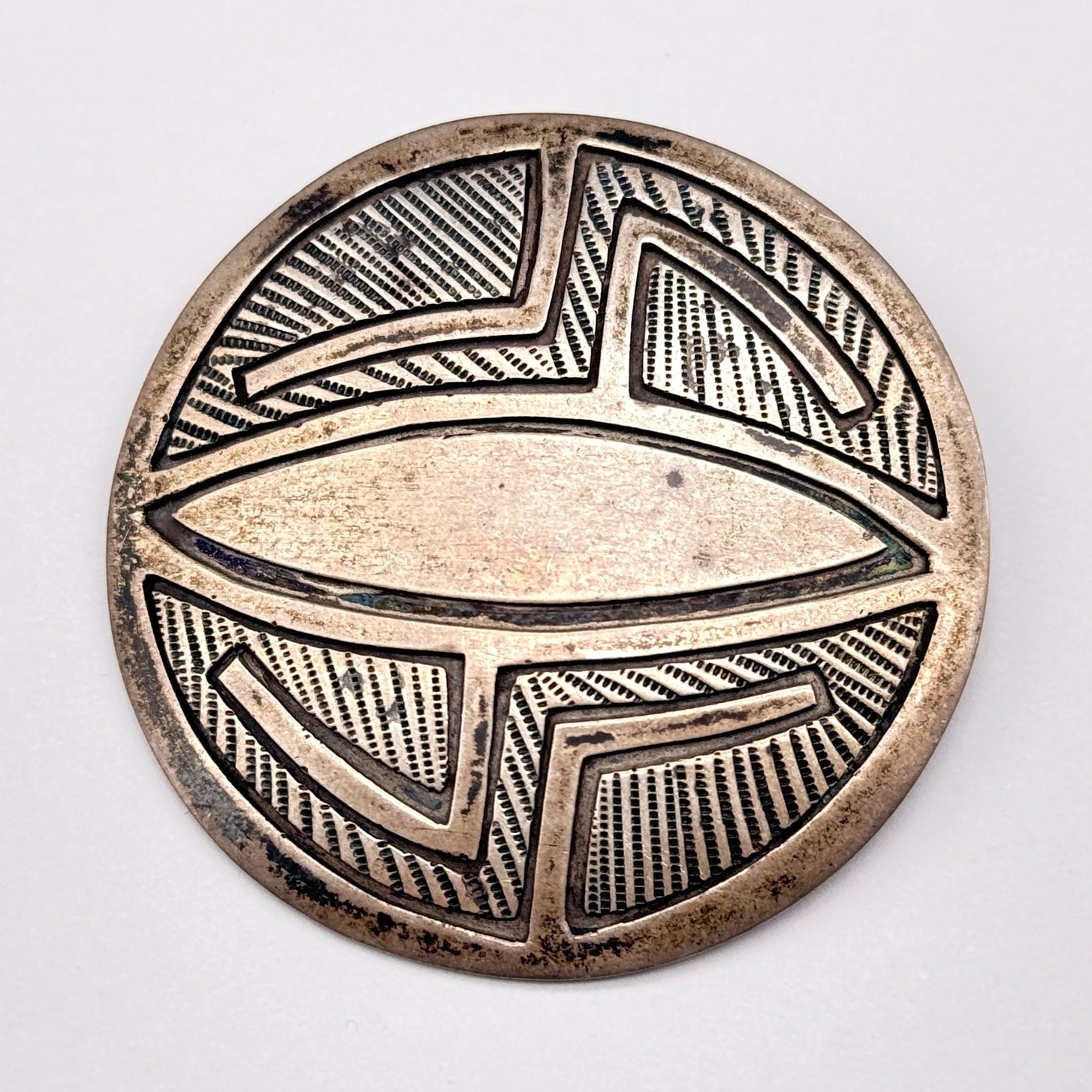 Vintage Navajo Indian UITA 22 Native Hand Stampwork Silver Round Brooch Pin