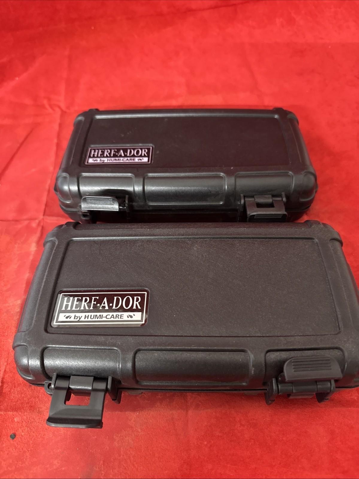 Lot Of 2 HERF-A-DOR By HUMI-CARE CIGAR TRAVEL HARD CASE Great Shape