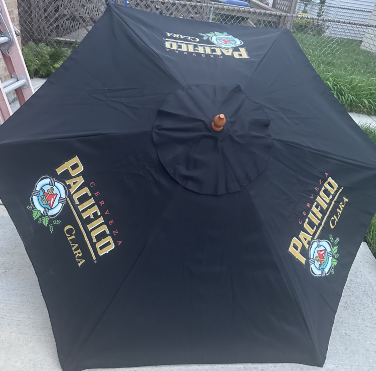 NEW Pacifico Clara Patio Market Beach Umbrella 7.5\' YBlack Wood Pole Outdoor Bar
