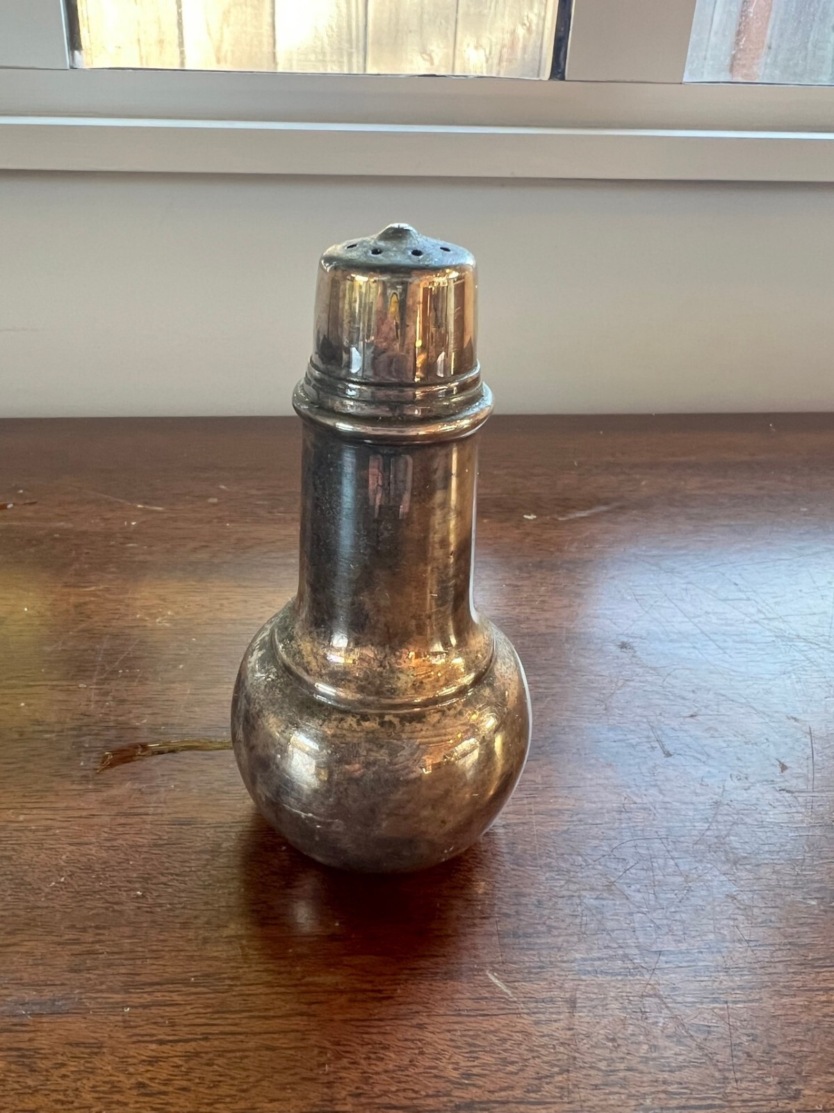 Silverplate Muffineer Sugar Shaker Pierced Cap 4.5in Vintage