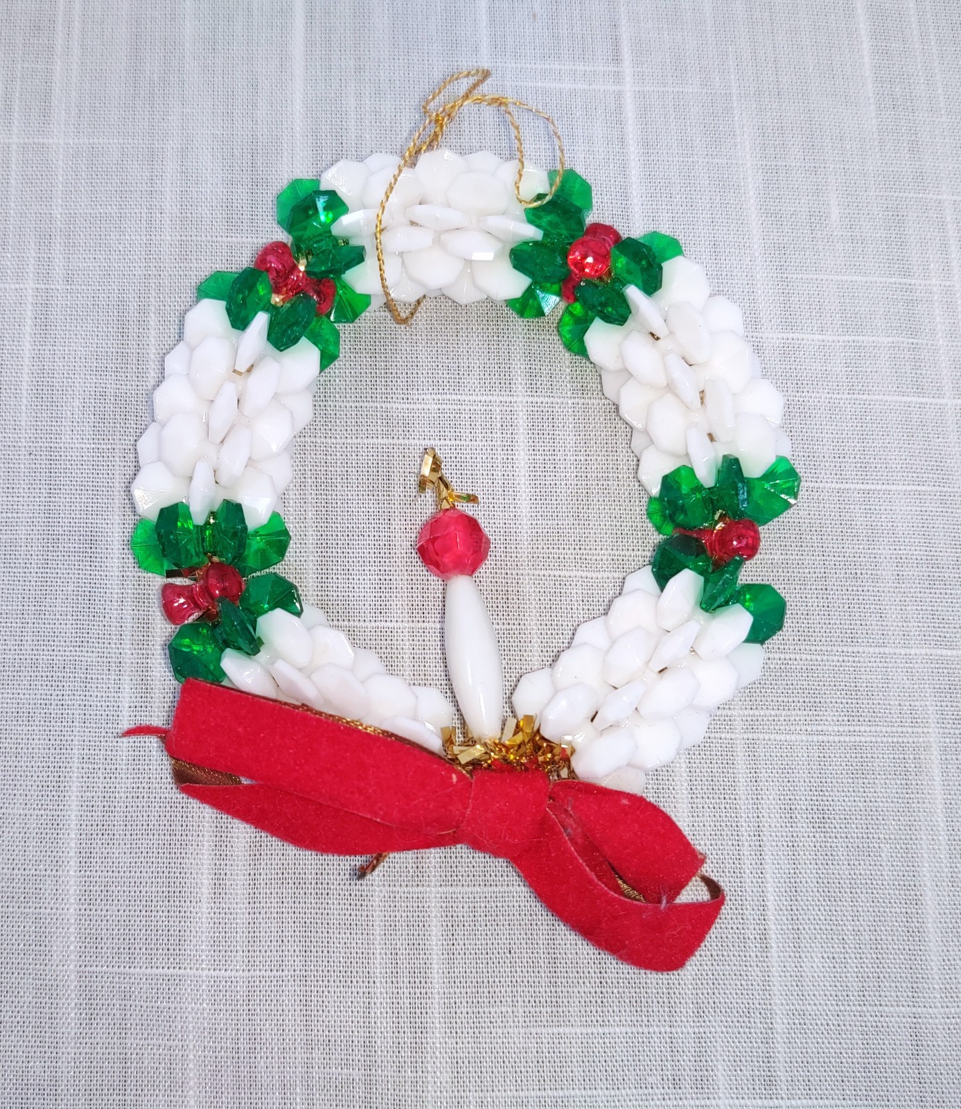 BEADED WREATH ORNAMENT BEADED WREATH ORNAMENT