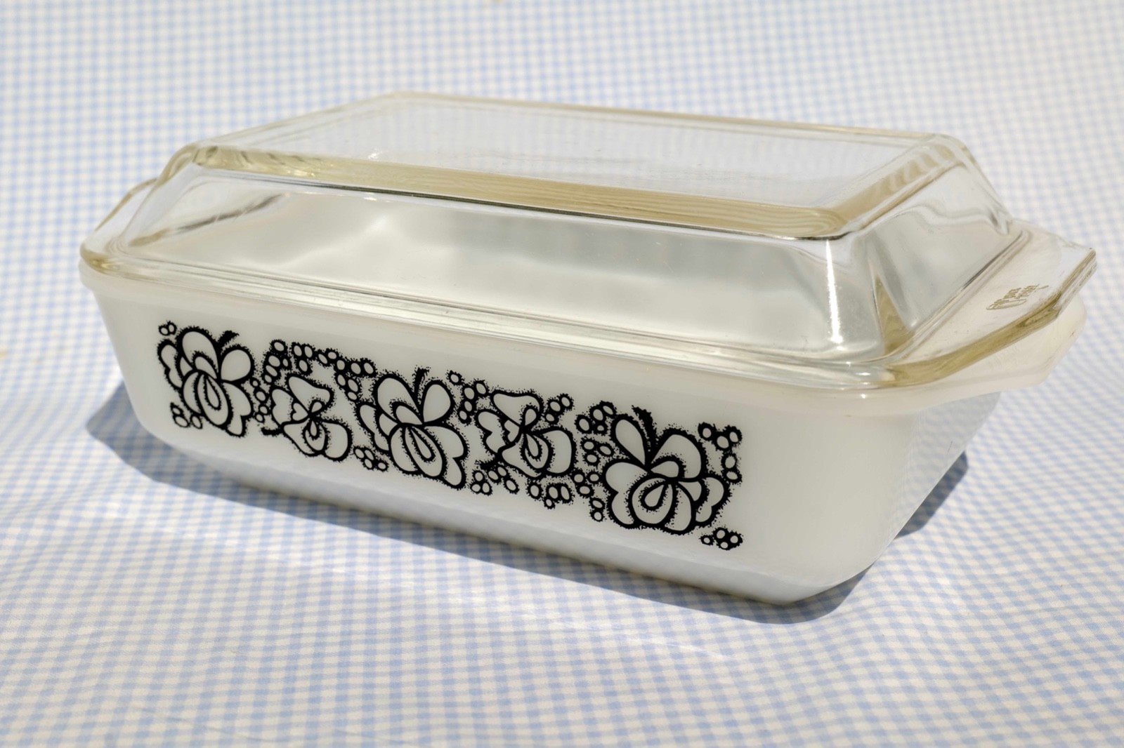 Vintage Crown [Agee] Pyrex Ovenware ‘Clover’ Oblong Casserole & Lid