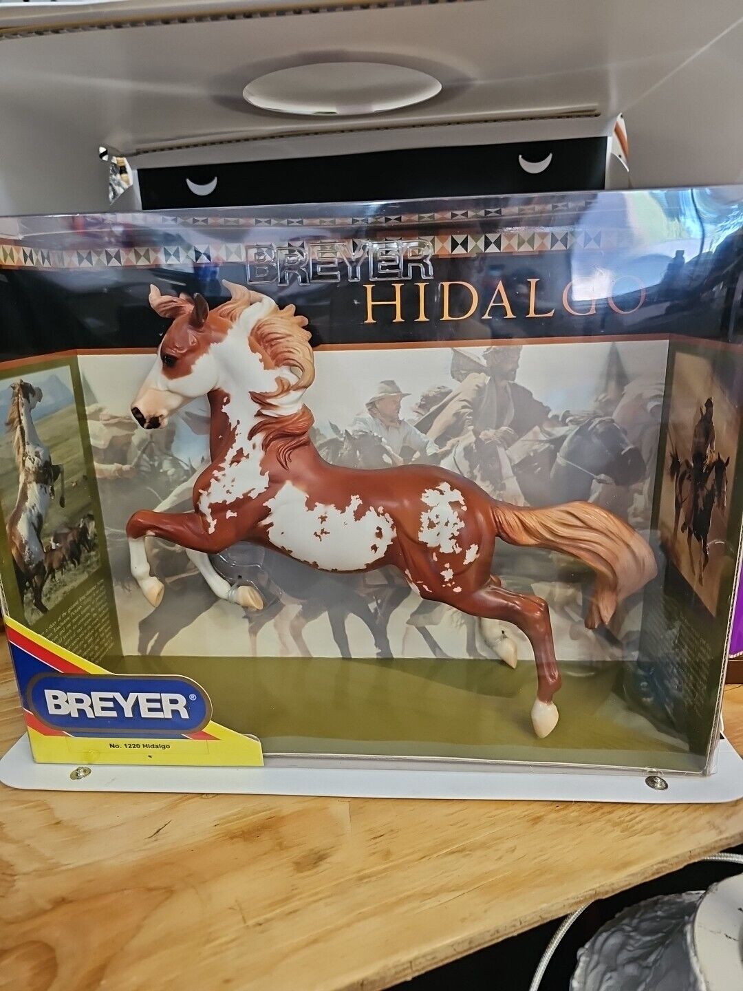 Breyer HILDAGO Horse #1220 Retired NIB