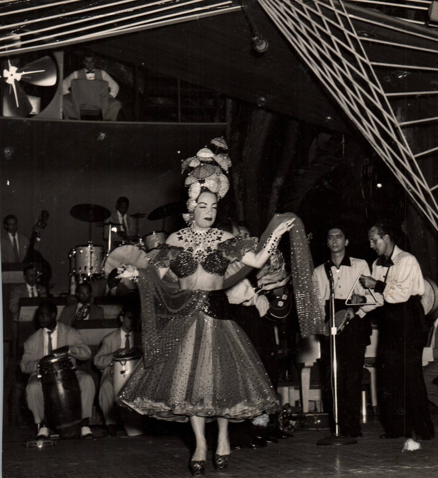 CUBA CUBAN TROPICANA VEDETTE CARMEN MIRANDA CHEESECAKE 1950s ORIG PHOTO MA36