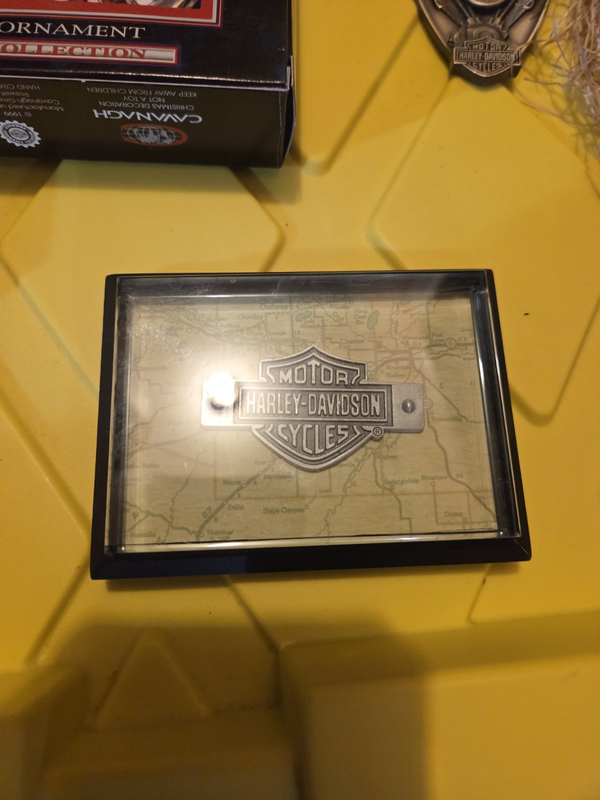 Vintage Harley Davidson Motorcycle Advertisement/Map Glass Paperweight 2000