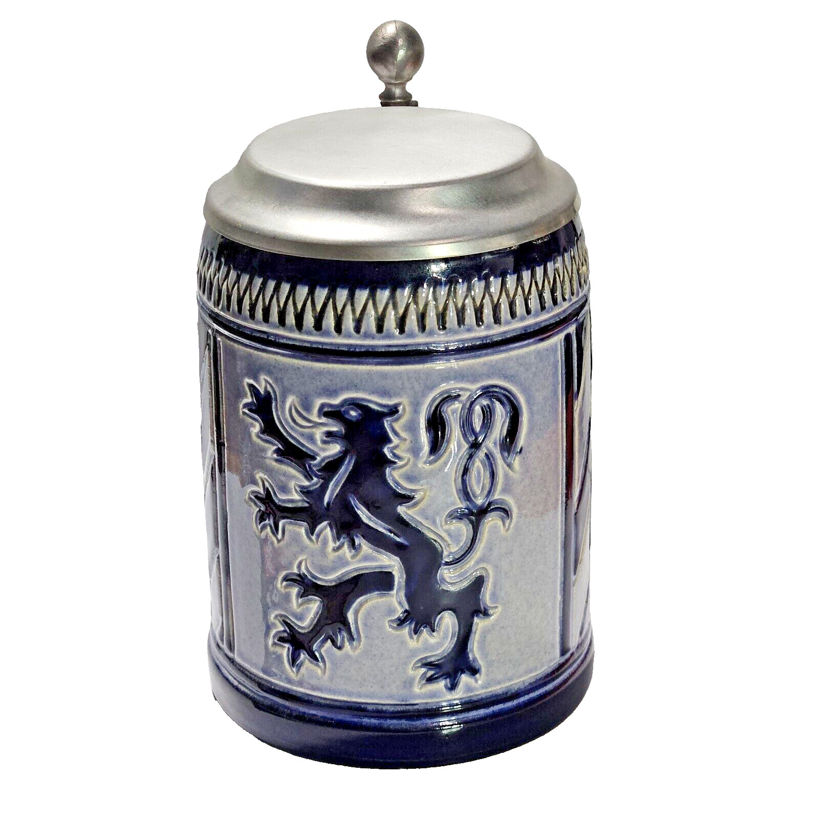 Original Lerchen Handarbeit Lion Decorated Pewter Lidded Stein 5 1/2