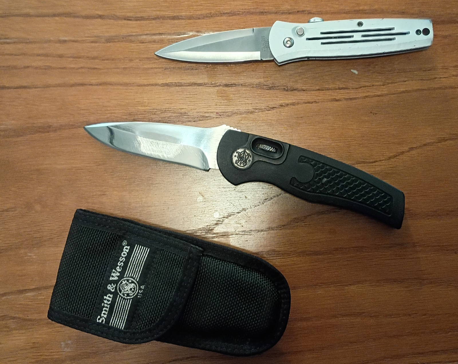 VINTAGE SMITH & WESSON SW1235 SWAT FEATHERWEIGHT USA ASSISTED OPENING KNIFE +1