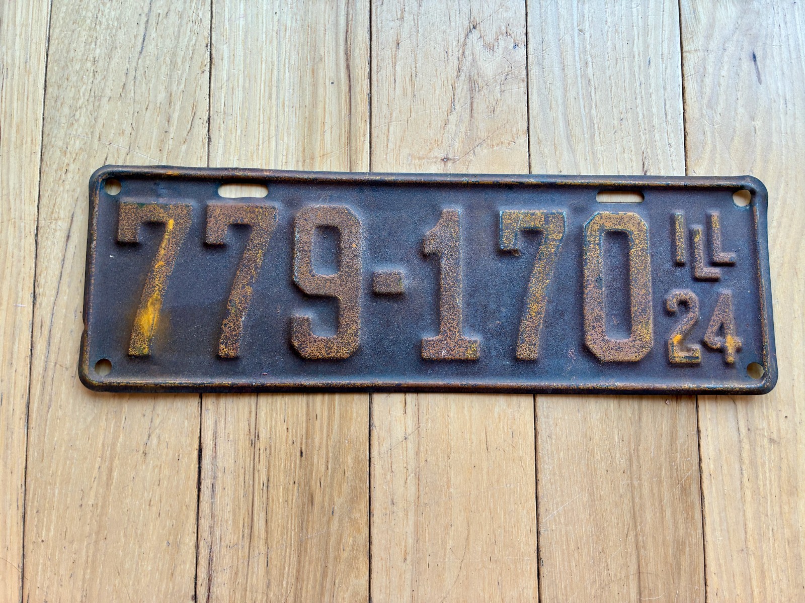 1924 Illinois License Plate