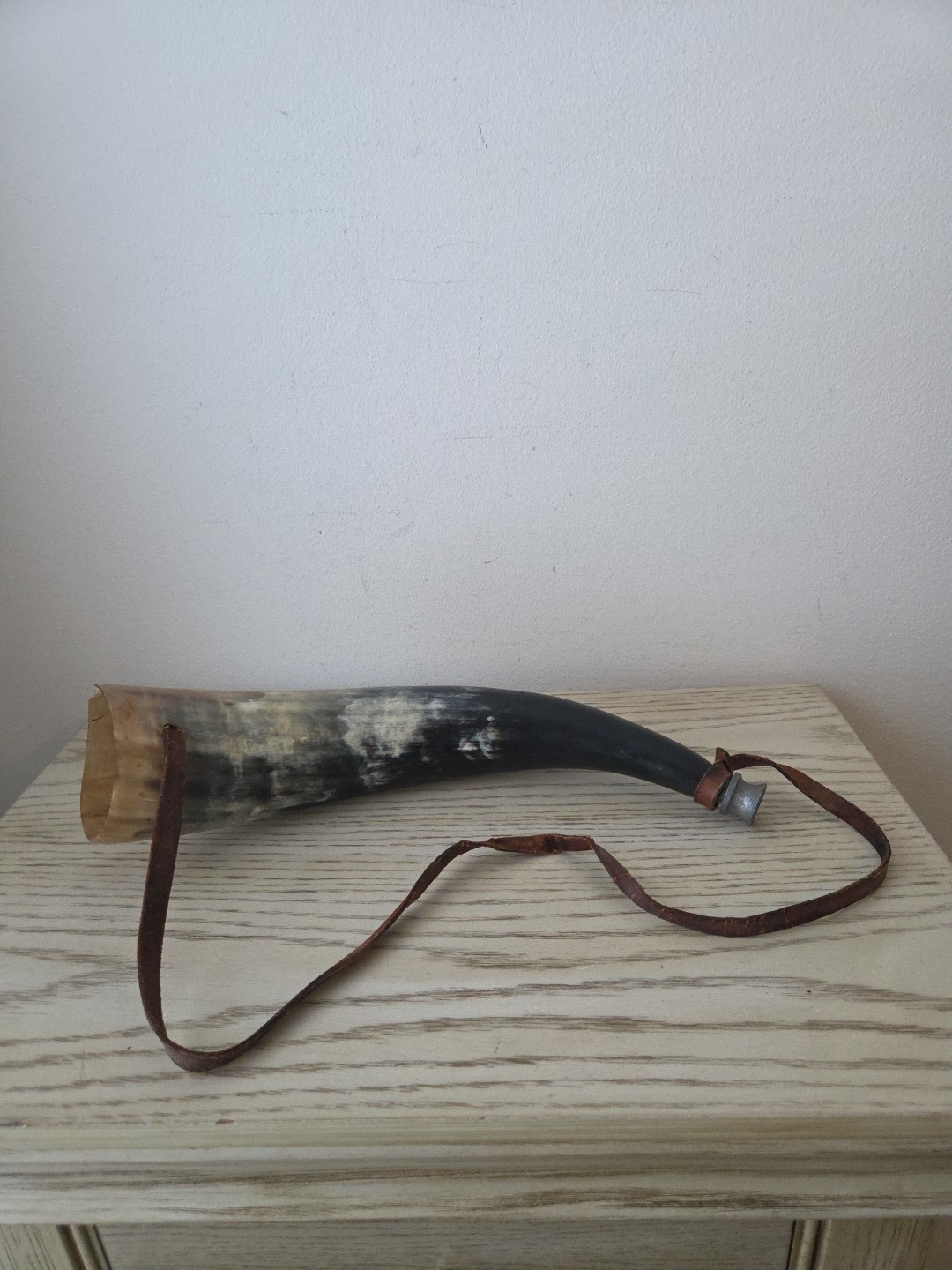 Vintage Antique Gun Powder Horn  Large 12-13