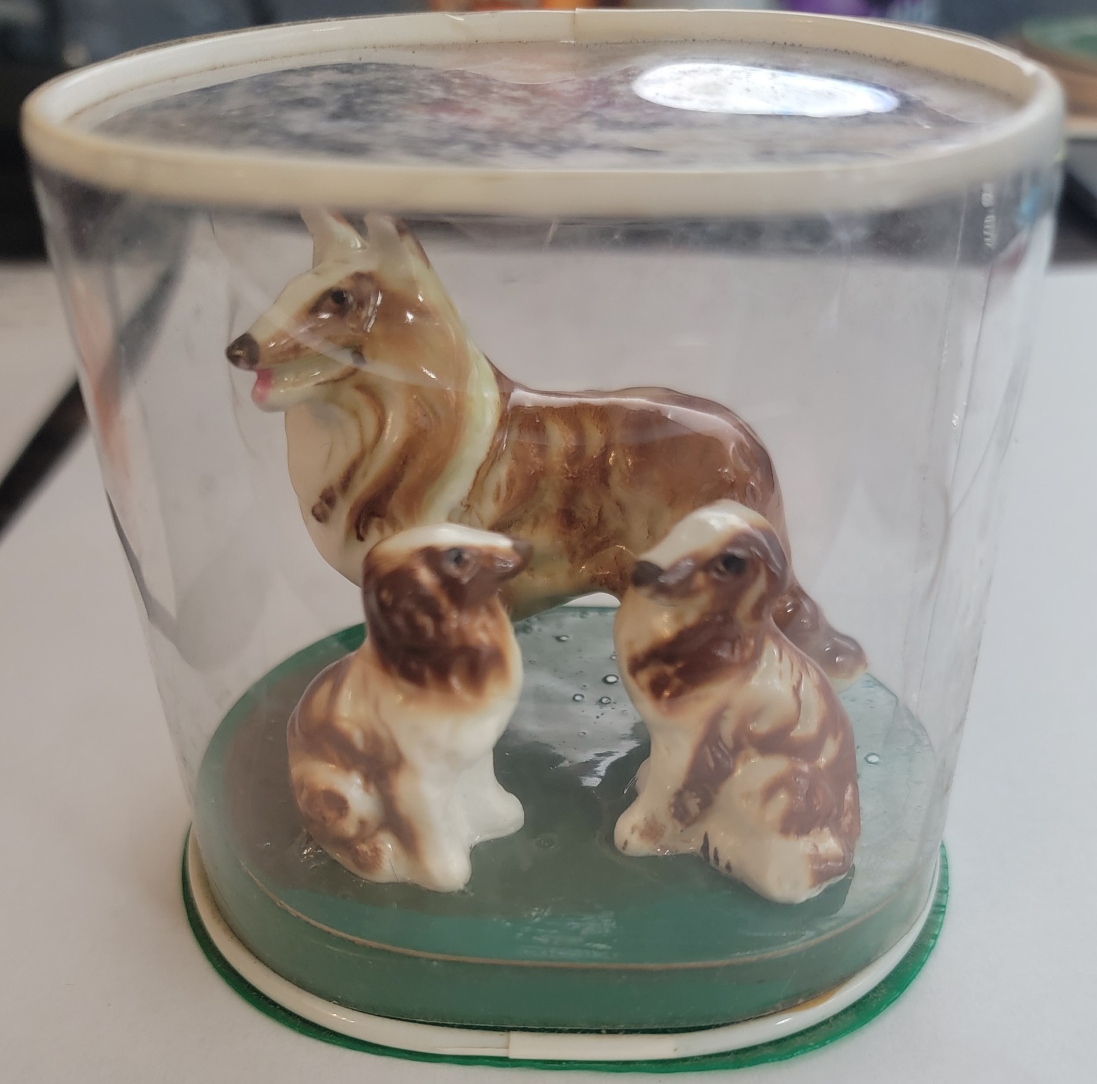 3 pc Vintage Miniature Bone China Collie Dog Family Figurines In Dome - Japan