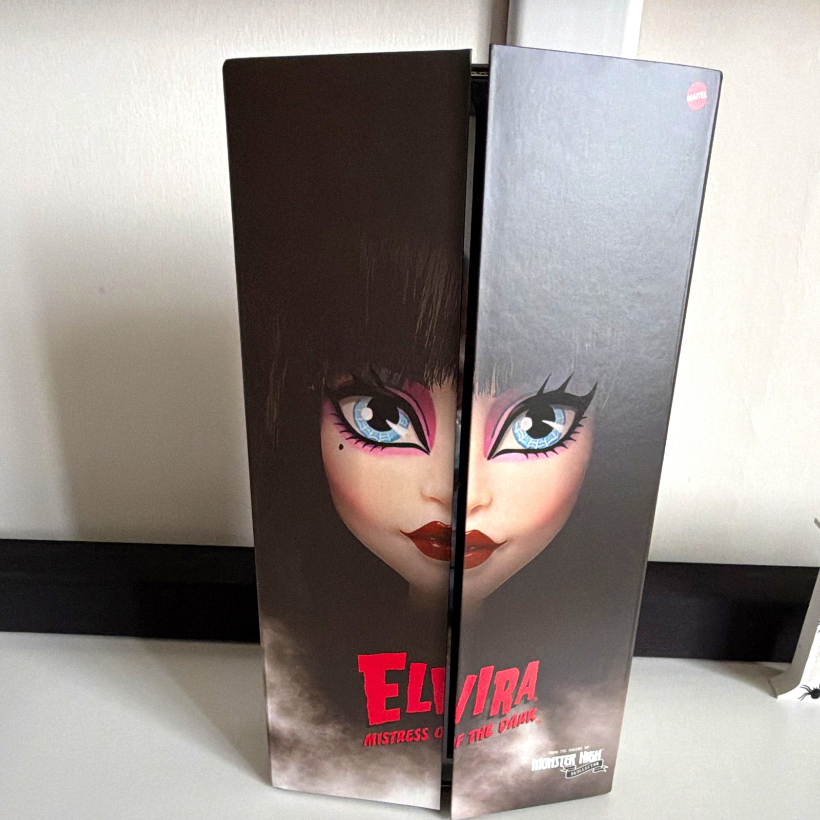 Monster High Elvira Mistress of the Dark Skullector Doll