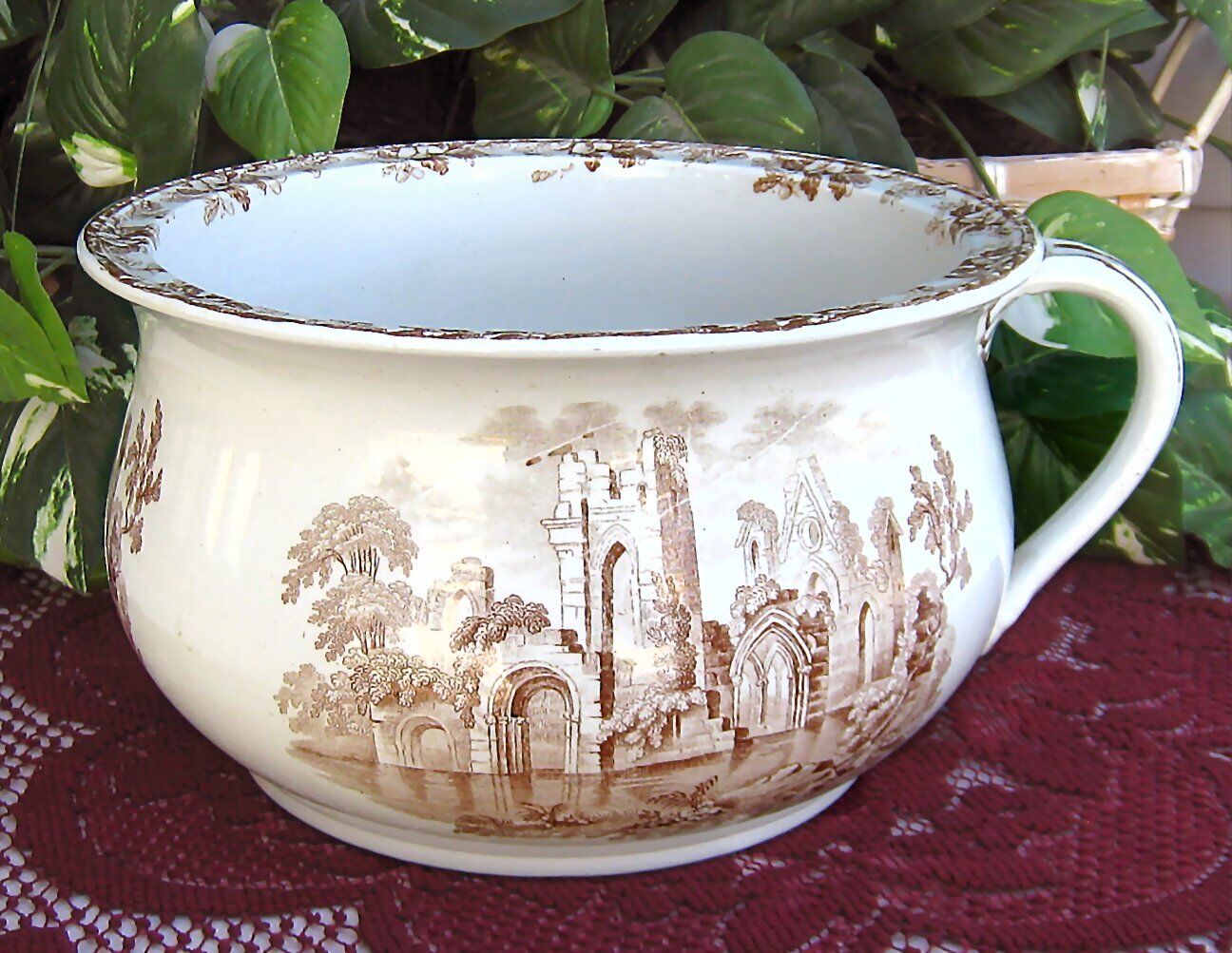 W.T COPELAND & SONS Brown Transferware CHAMBER POT circa 1867-90  from England 