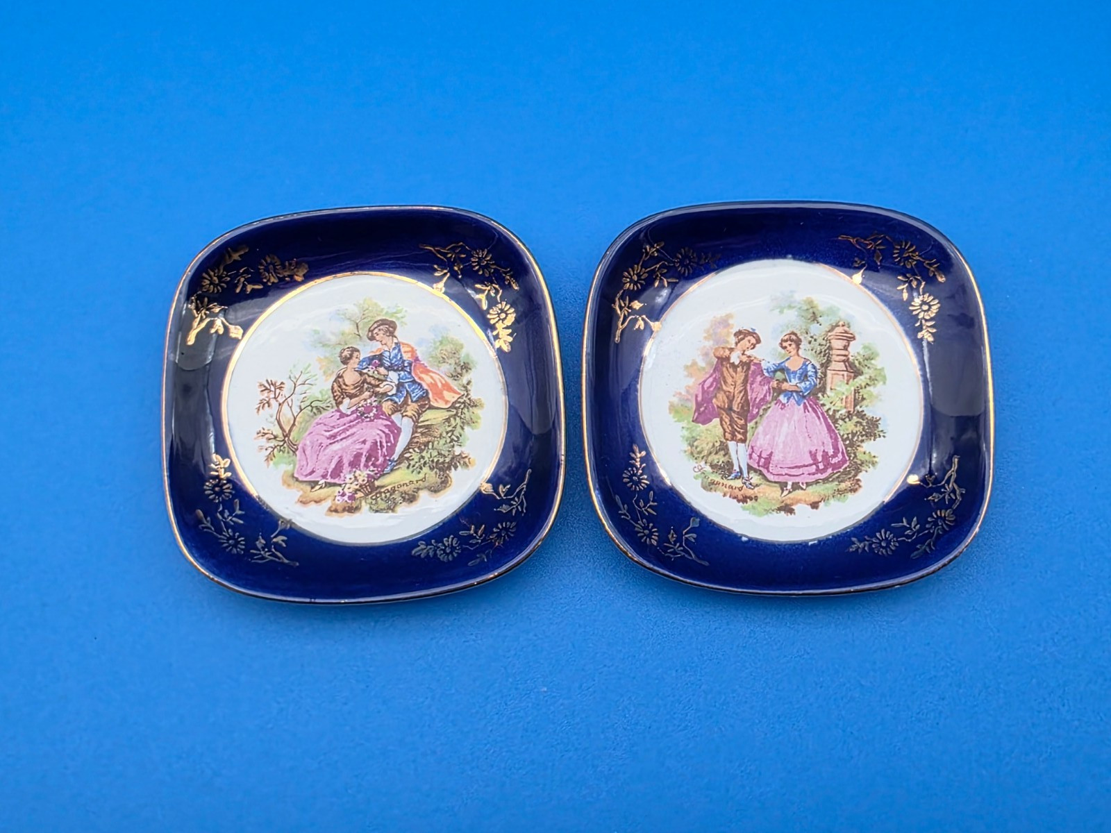 2 x KA - KER-ARTIS Bone China Square Trinket Dishes - Fragonard - Made in Italy 2 x KA - KER-ARTIS Bone China Square Trinket Dishes - Fragonard - Made in Italy