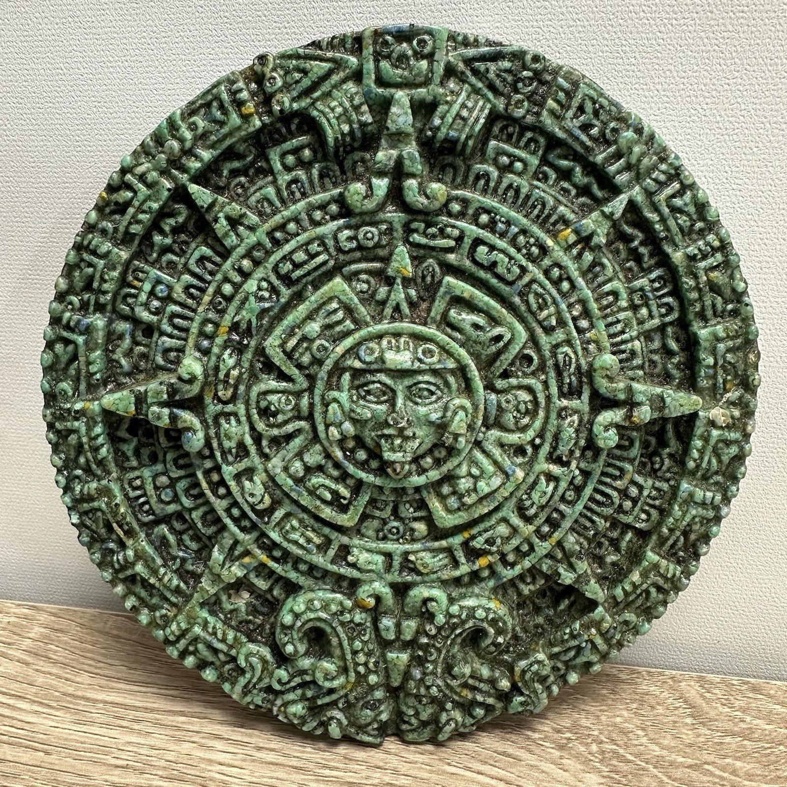 Vintage Mexican Crushed Malachite Resin Aztec Sun Stone Calendar Plaque 5.25 Vintage Mexican Crushed Malachite Resin Aztec Sun Stone Calendar Plaque 5.25