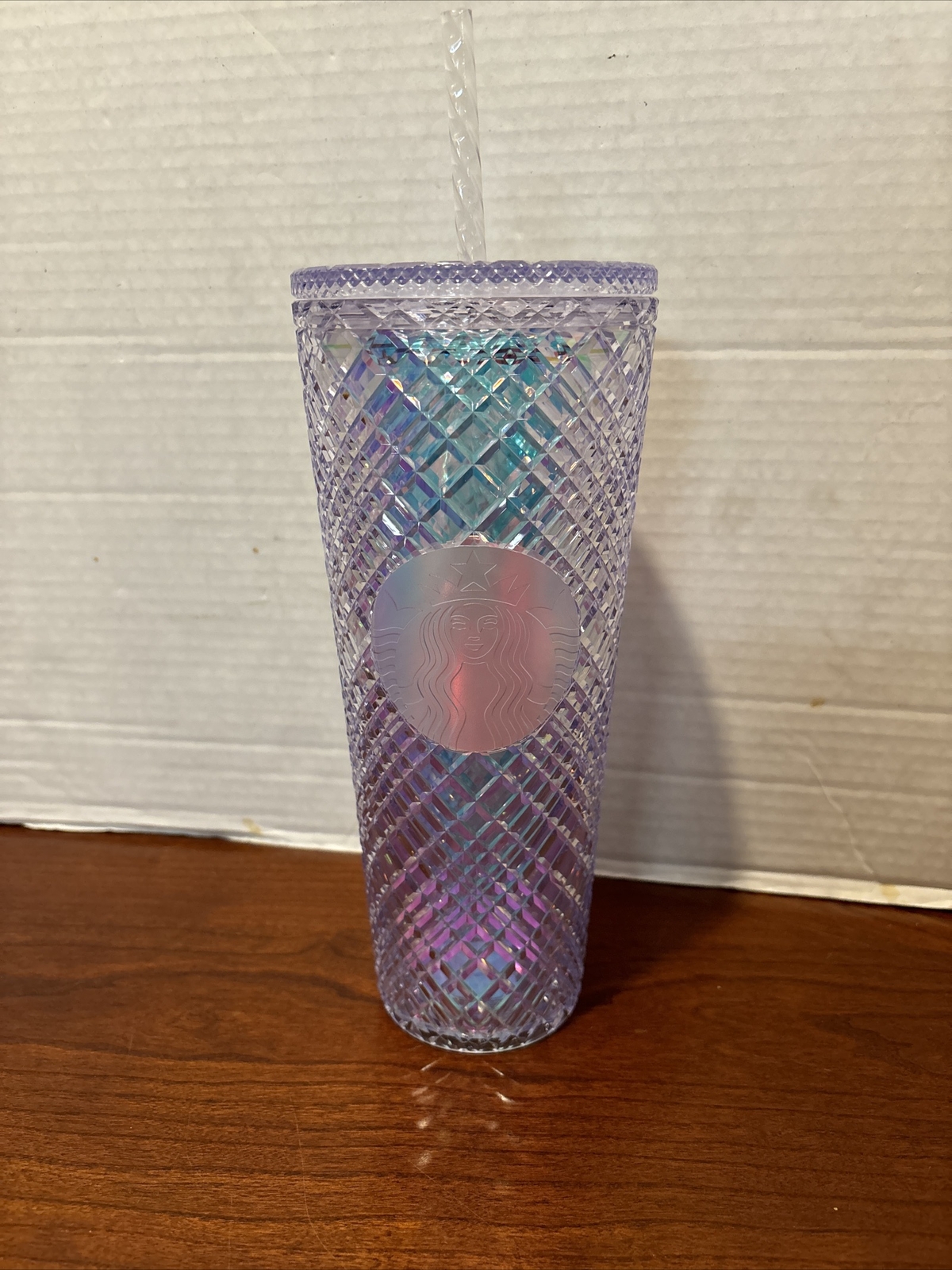 Starbucks Jeweled Bling 2022 Holiday Cold Iridescent Tumbler 24oz White Venti Starbucks Jeweled Bling 2022 Holiday Cold Iridescent Tumbler 24oz White Venti