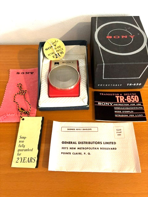 SONY TR-650 Vintage Transistor Radio@ BOXED@COMPLETE