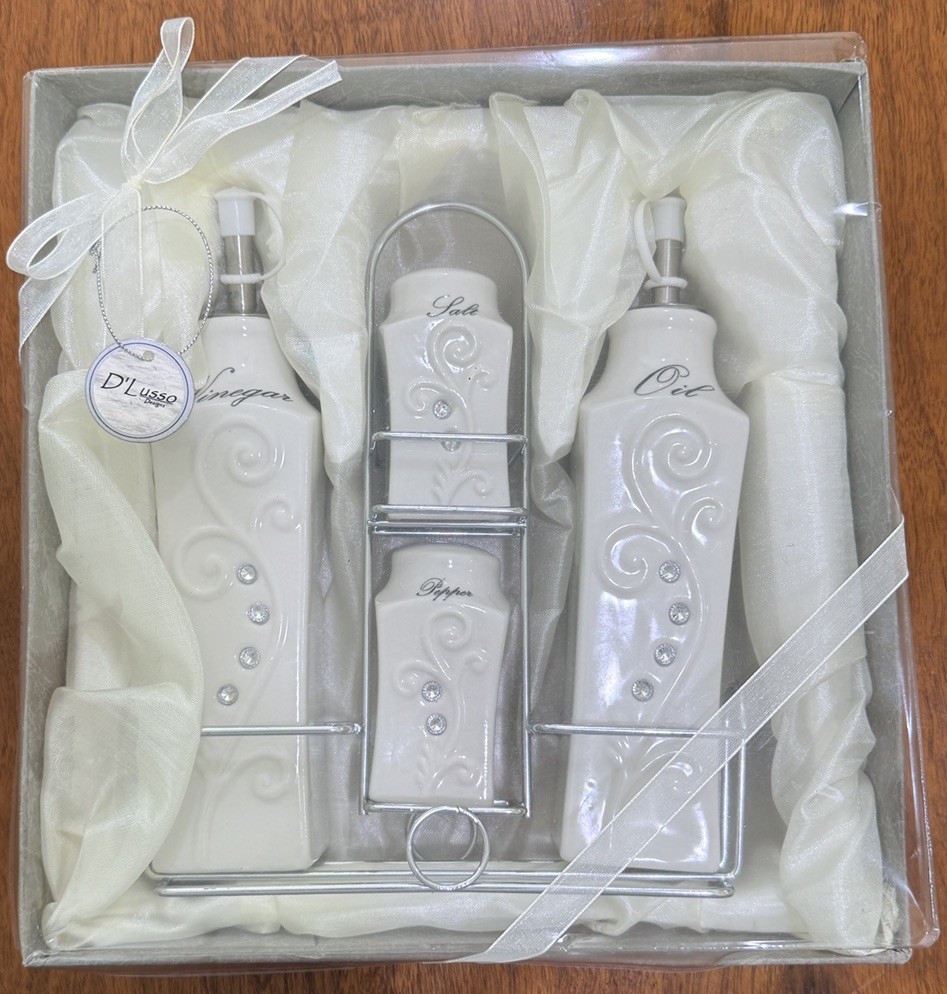 D'Lusso White Ceramic Oil & Vinegar Dispenser Salt Pepper Shaker Set New In Box