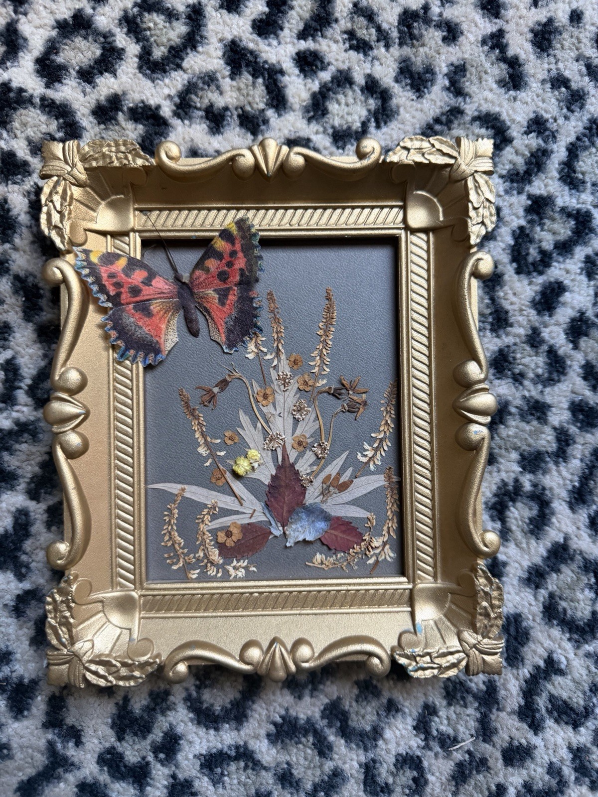 Vintage Framed Pressed Dried Flower Folk Art Butterfly Ornate Gold Frame 7.25”