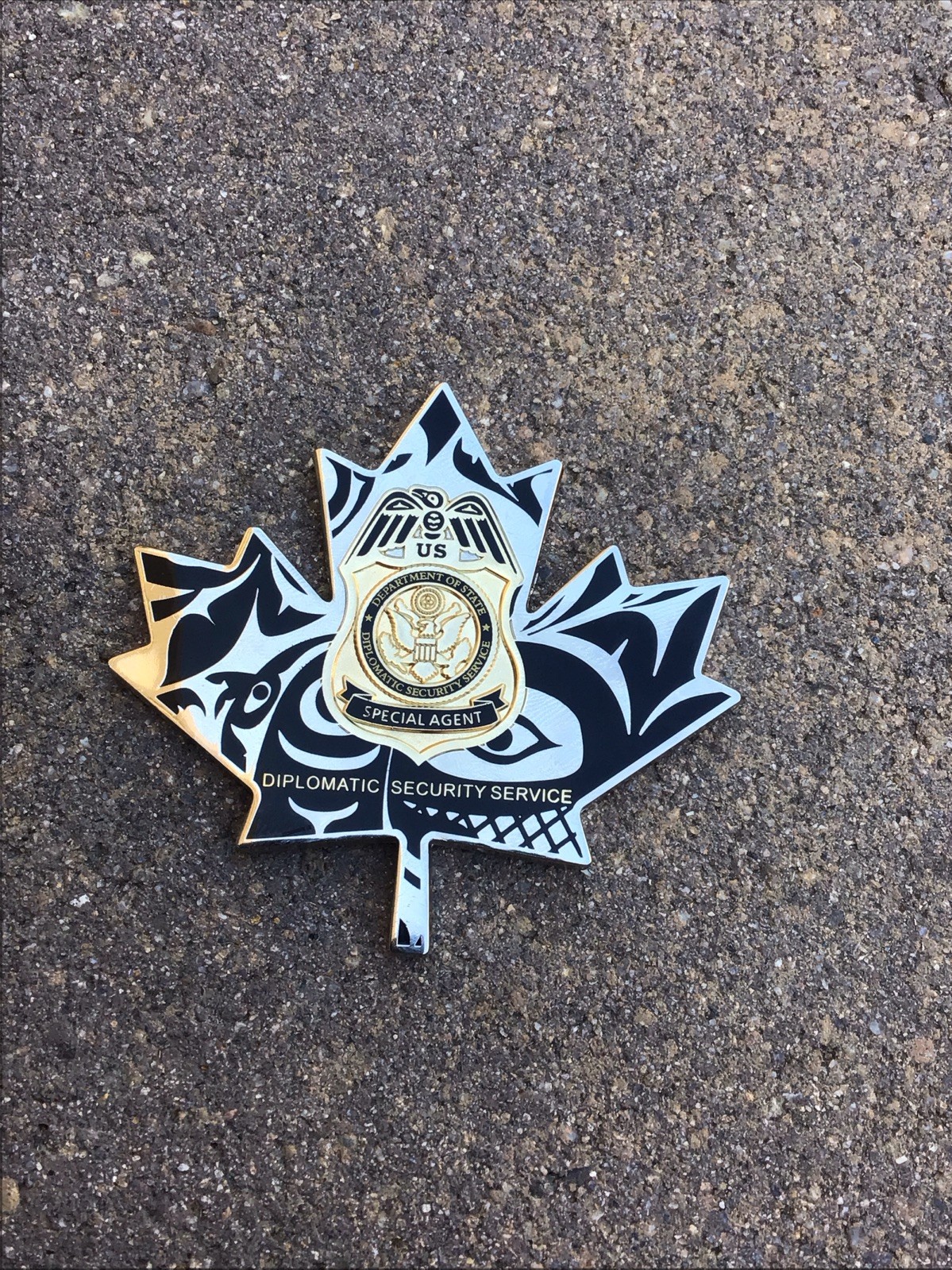 US Diplomatic Security Service US Consulate General Vancouver Challenge Coin EUC