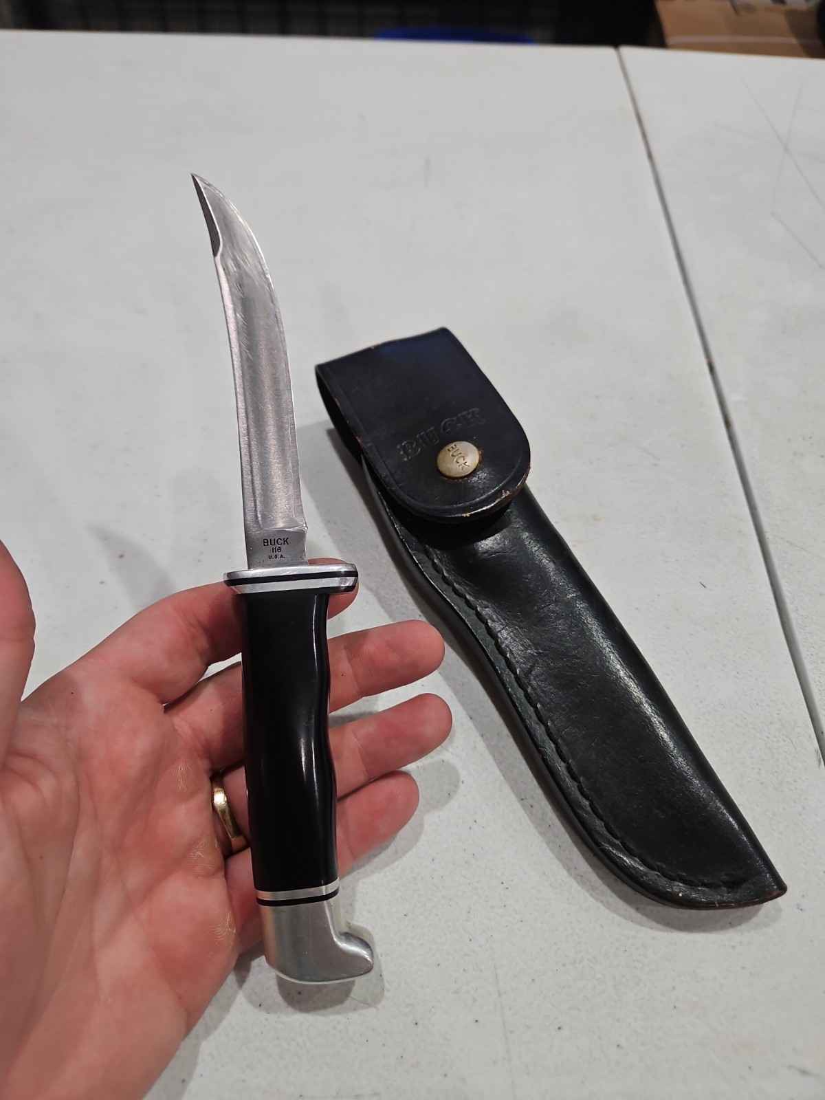 Vintage Buck Knives USA 118 2 LINE INVERTED  Fixed Blade Hunting 1967-1972