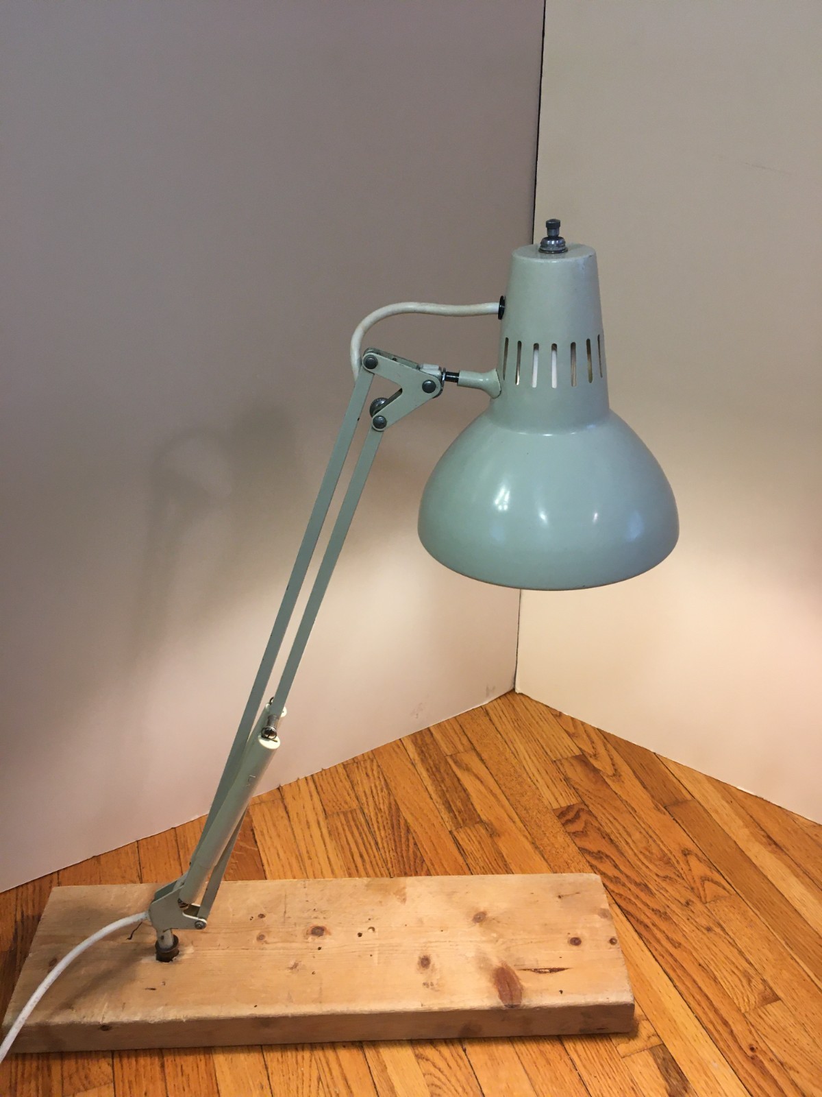 **Vintage MCM LUXO ARM DESK LAMP TAN BEIGE COVERED SPRINGS DEFUSER