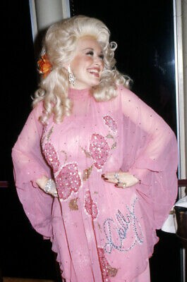 DOLLY PARTON PINK OUTFIT CIRCA 1980\'S 24x36 POSTER