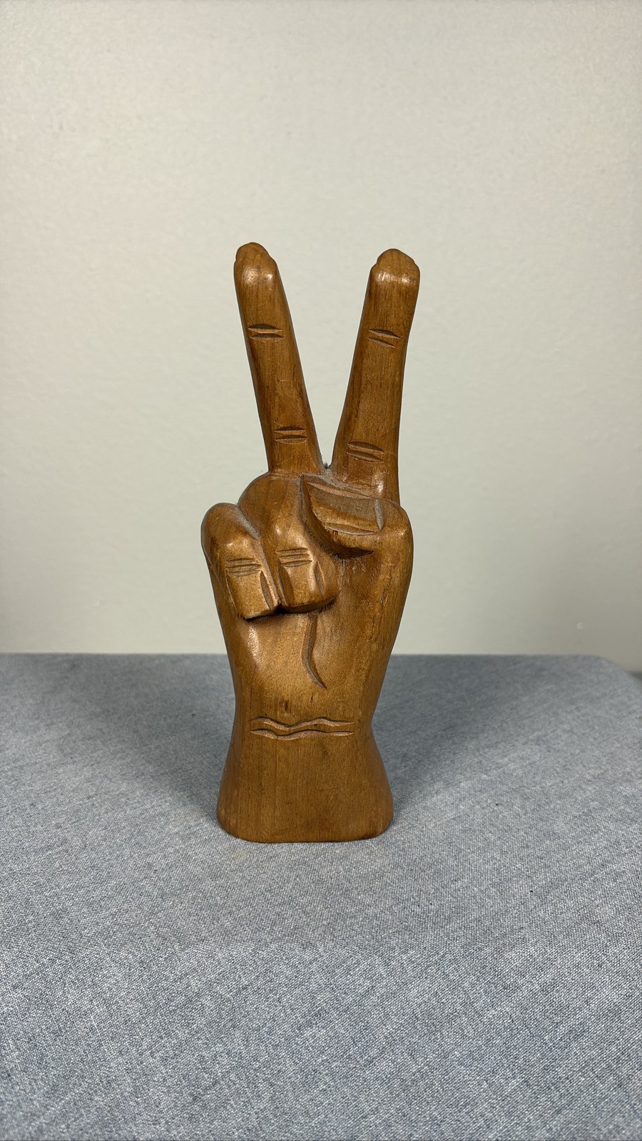 Vintage Carved Wood Hand Peace Sign Fingers 1970s Style Sculpture Decor Vintage Carved Wood Hand Peace Sign Fingers 1970s Style Sculpture Decor