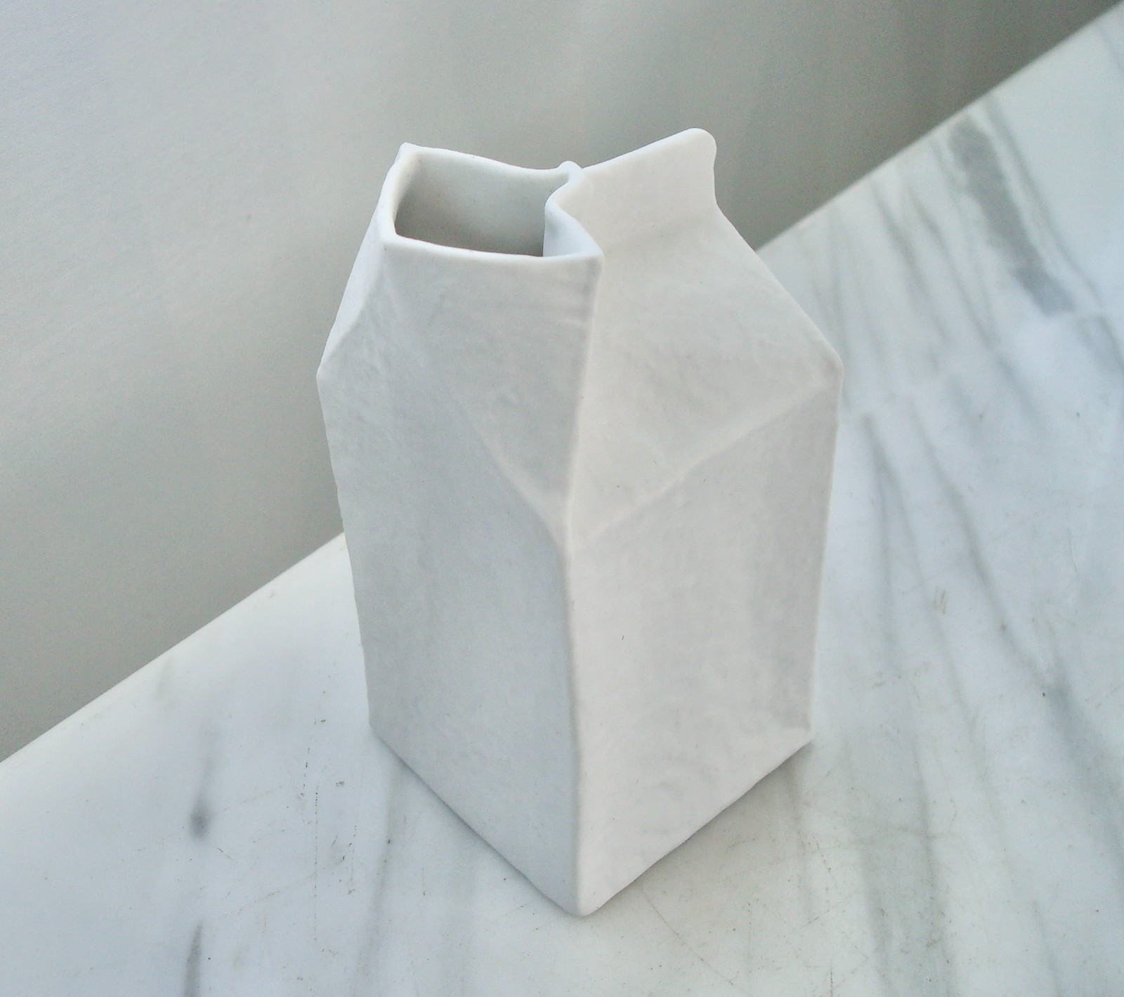 Vtg MCM Modernist ROSENTHAL studio linie MILK CARTON Pop Art YANG Porcelain VASE