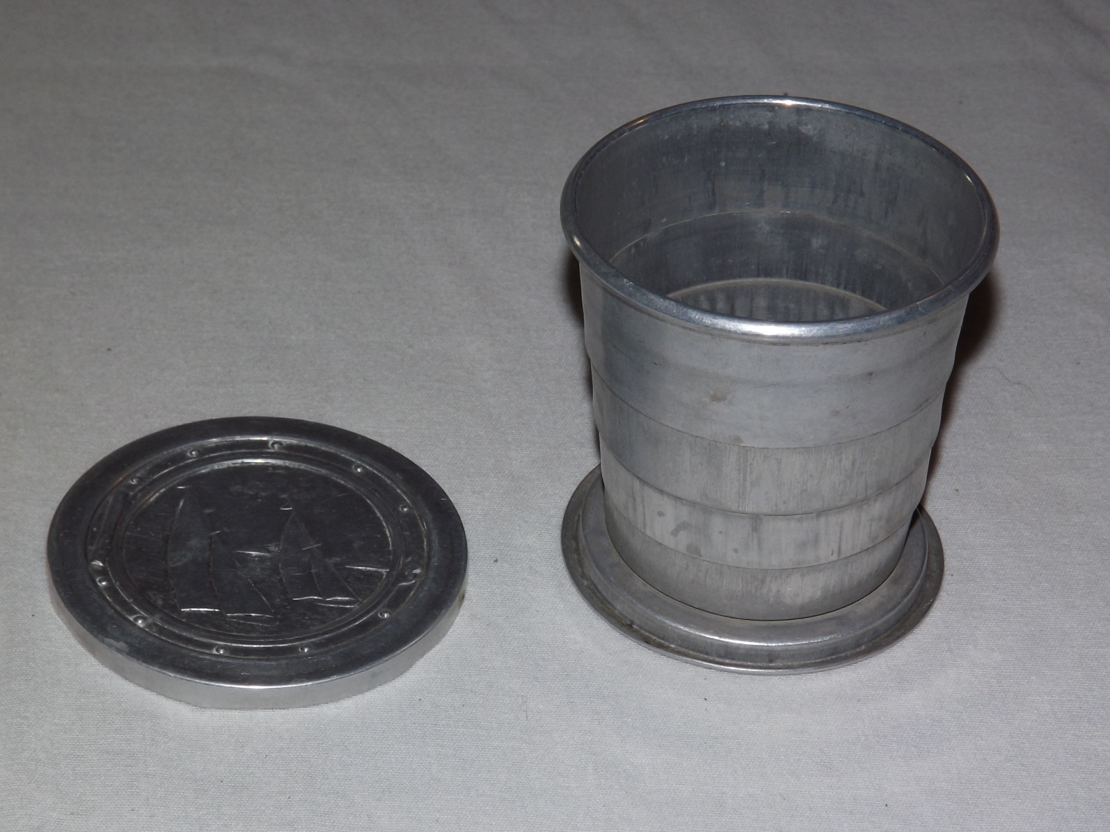 VINTAGE MADE IN USA ALUMINUM METAL SAILING SHIP COLLAPSABLE TRAVEL CUP