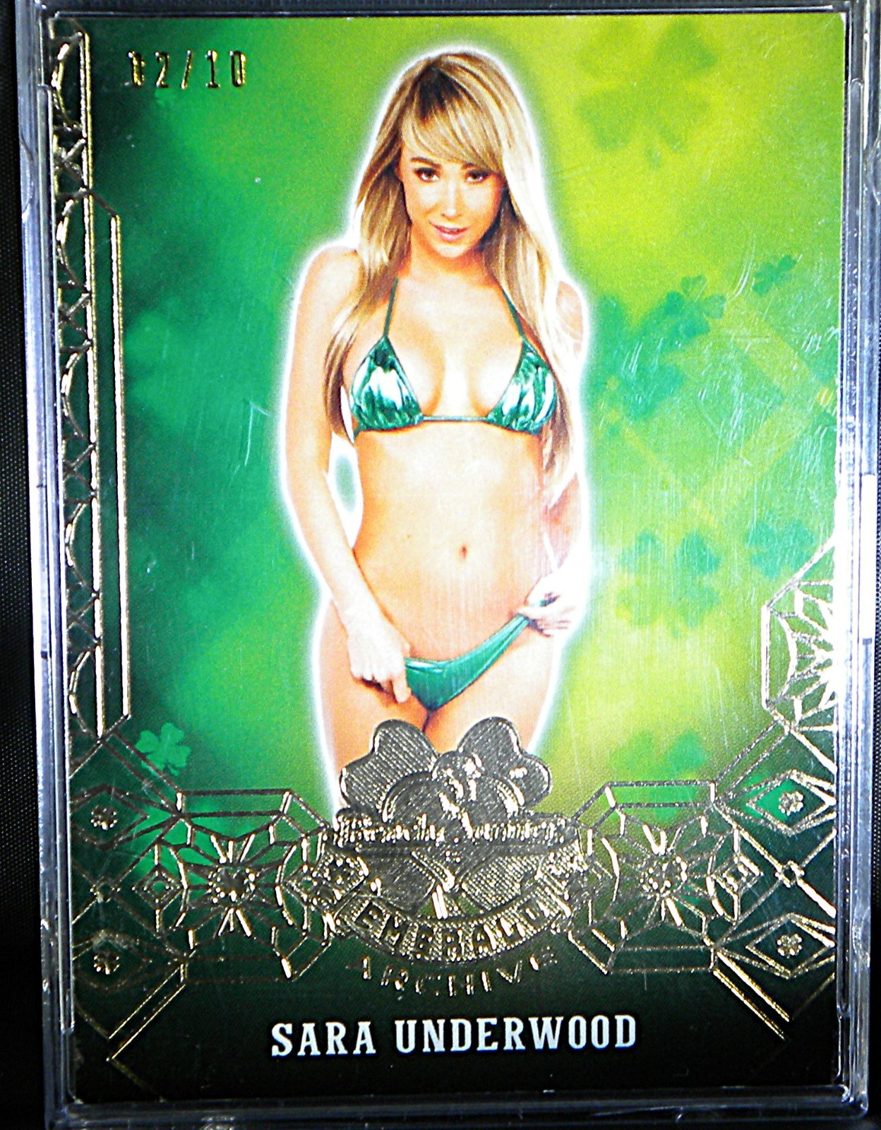 Sara Underwood Bench Warmer Gold E.A. Premium Base #2/10 Low Serial SP