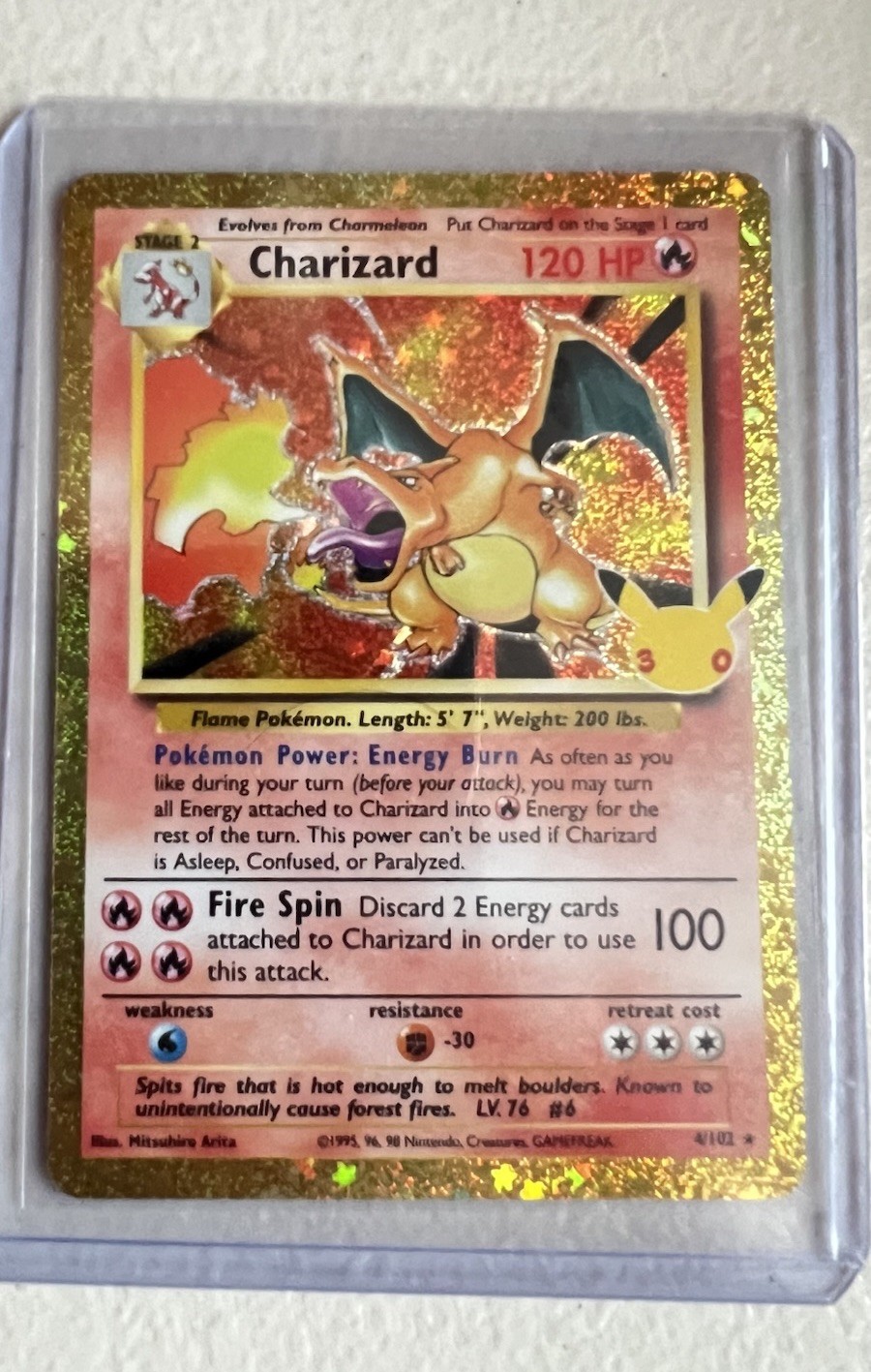 Pokemon 30th anniversary Gold Charizard 4/102 NM