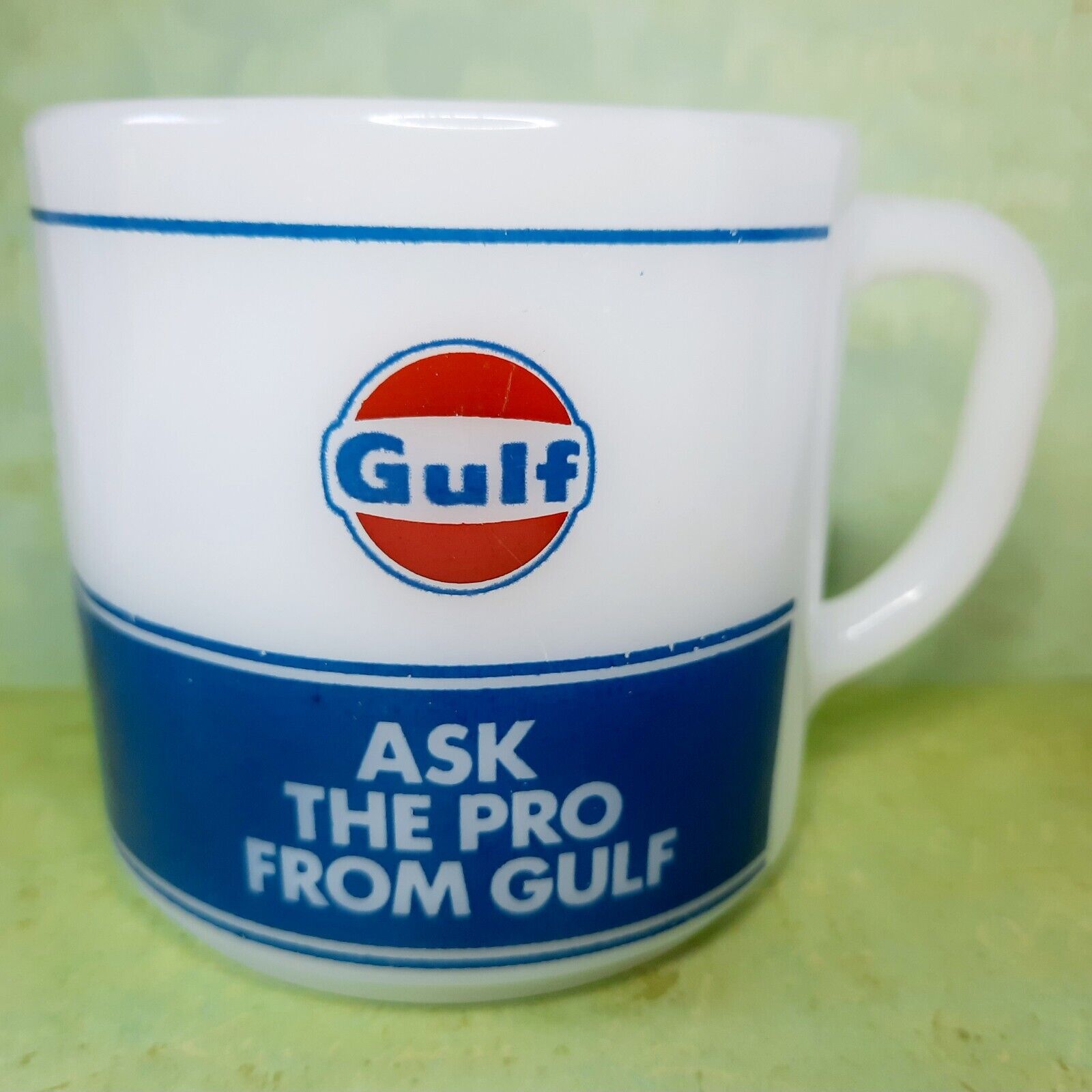 Vintage Gulf Mug Ask The Pro Federal D Handle Milk Glass Oil Gas Advertising 8oz