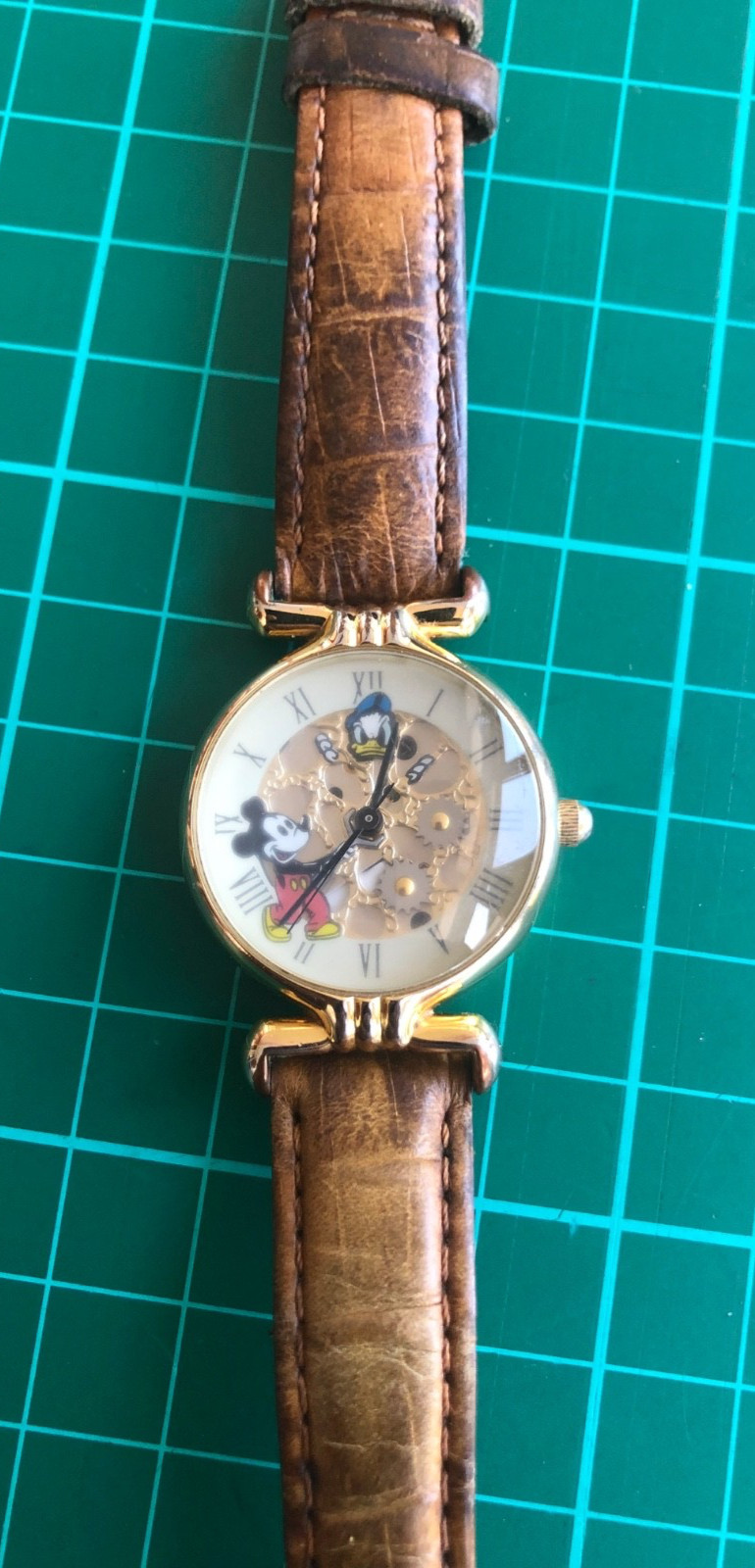Rare Vintage Disney MICKEY MOUSE  WATCH - Box, Original Reciept New Battery
