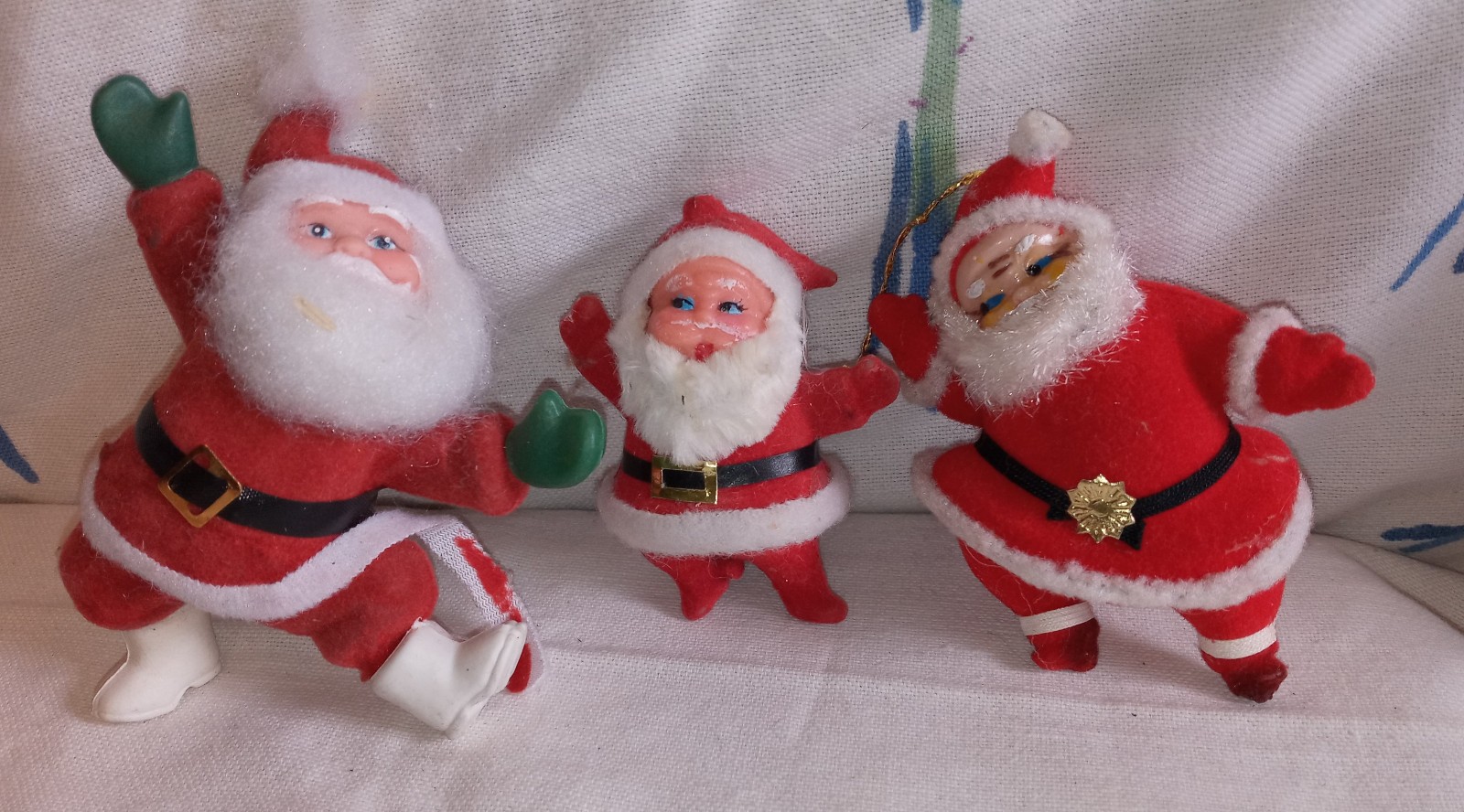 Vintage Christmas Santa Claus Lot 3 Kitsch Flocked Figurine Ornaments Vintage Christmas Santa Claus Lot 3 Kitsch Flocked Figurine Ornaments