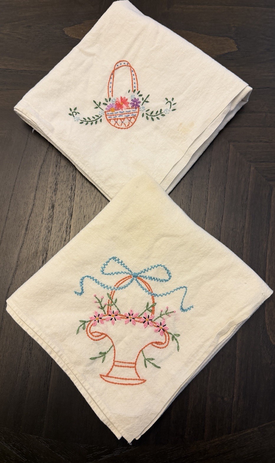 Vintage Flour Sack Embroidered Tablecloth Lot Set 2 PCS Imperial Flour KS Floral