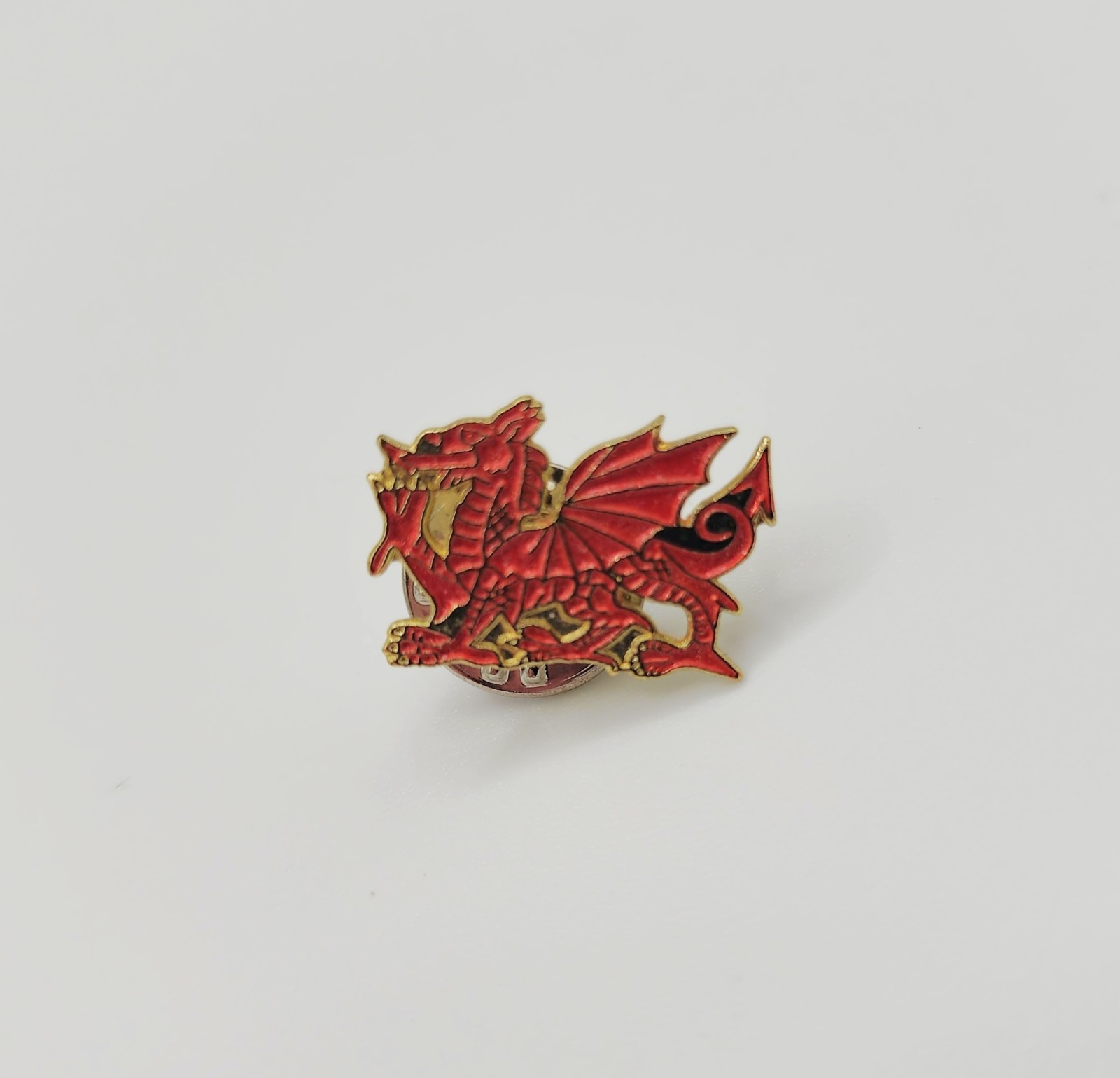 Vintage Welsh Wales Dragon Flag Souvenir Pin Pinback Rare