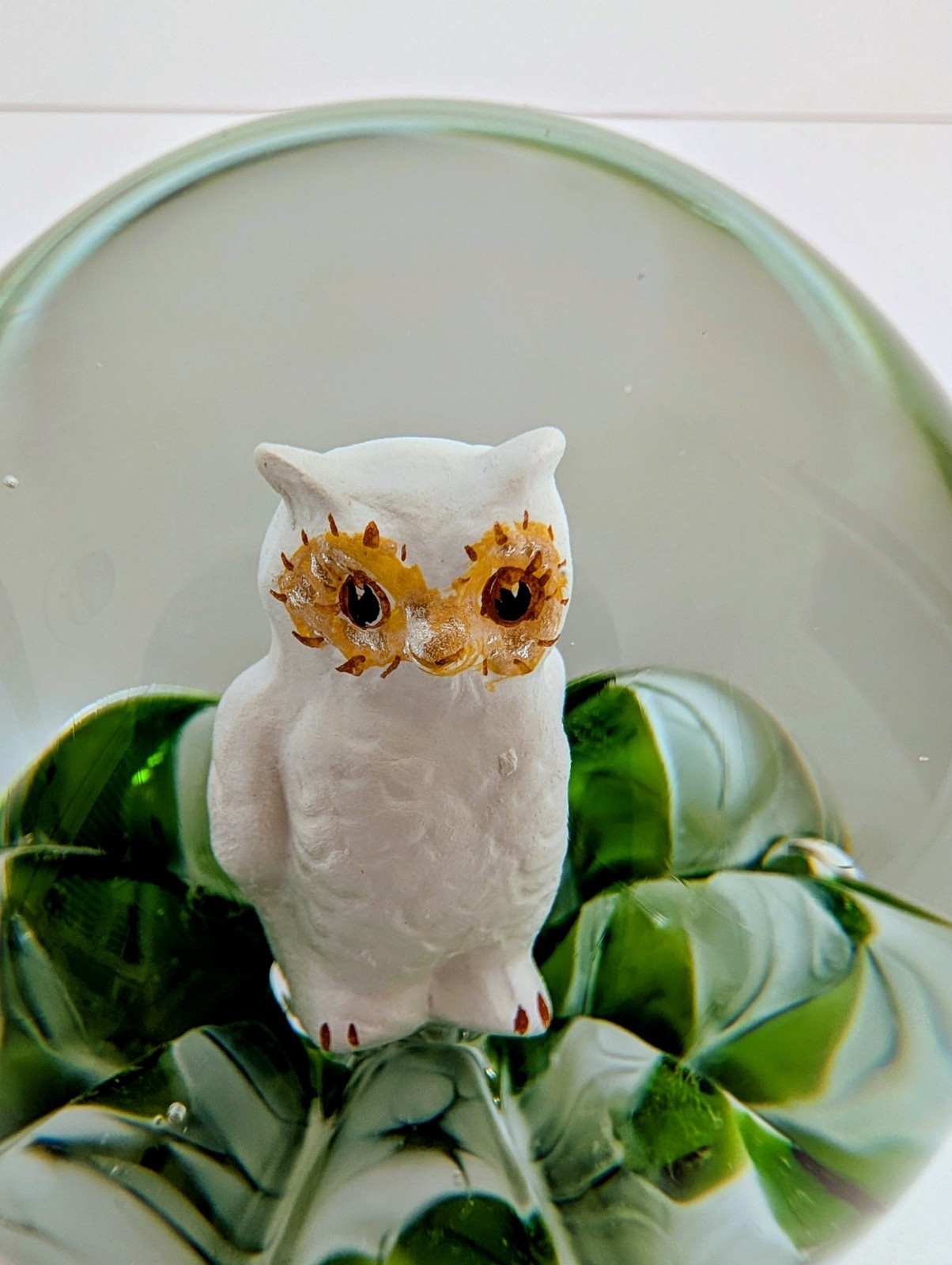 Vintage Bob St. Clair White Owl Glass Blown Paperweight
