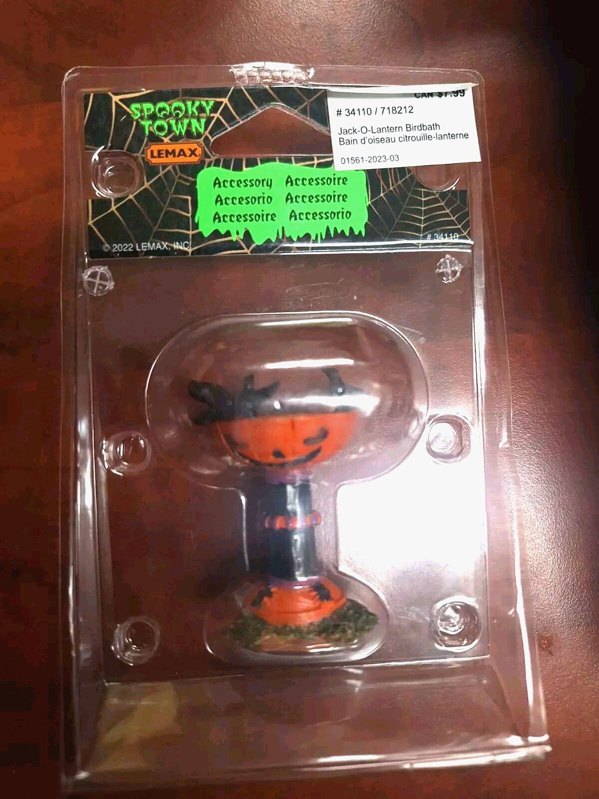 LEMAX Spooky Town Jack-O-Lantern Birdbath  #34110