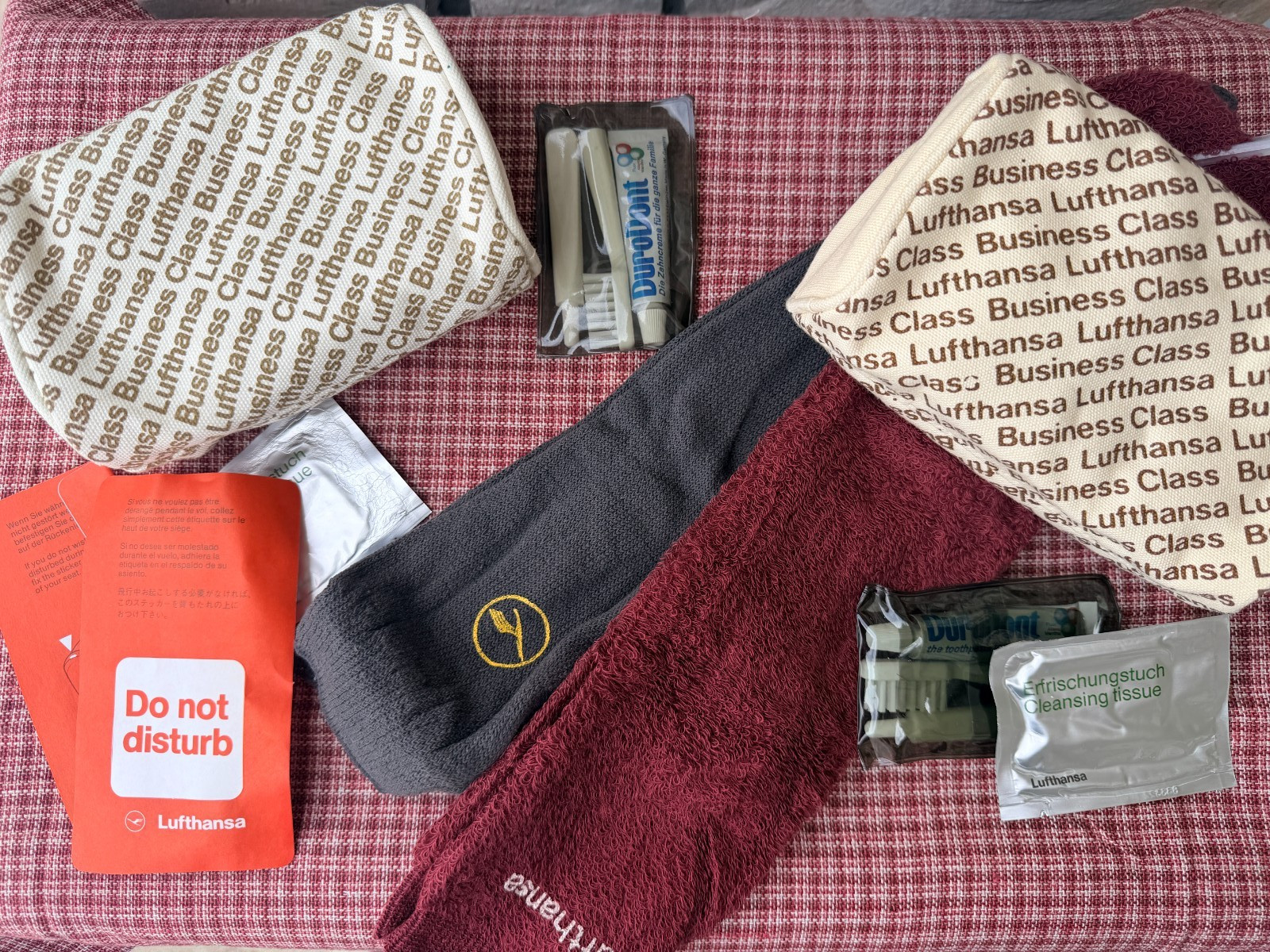 Set 2 Vintage Lufthansa Business Class Amenity Kit Travel Case Unused Retro Clot