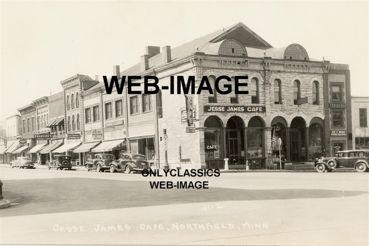 1940 JESSE JAMES GANG CAFE 8X12 PHOTO-NORTHFIELD MN MAIN ST. ROADSIDE AMERICANA