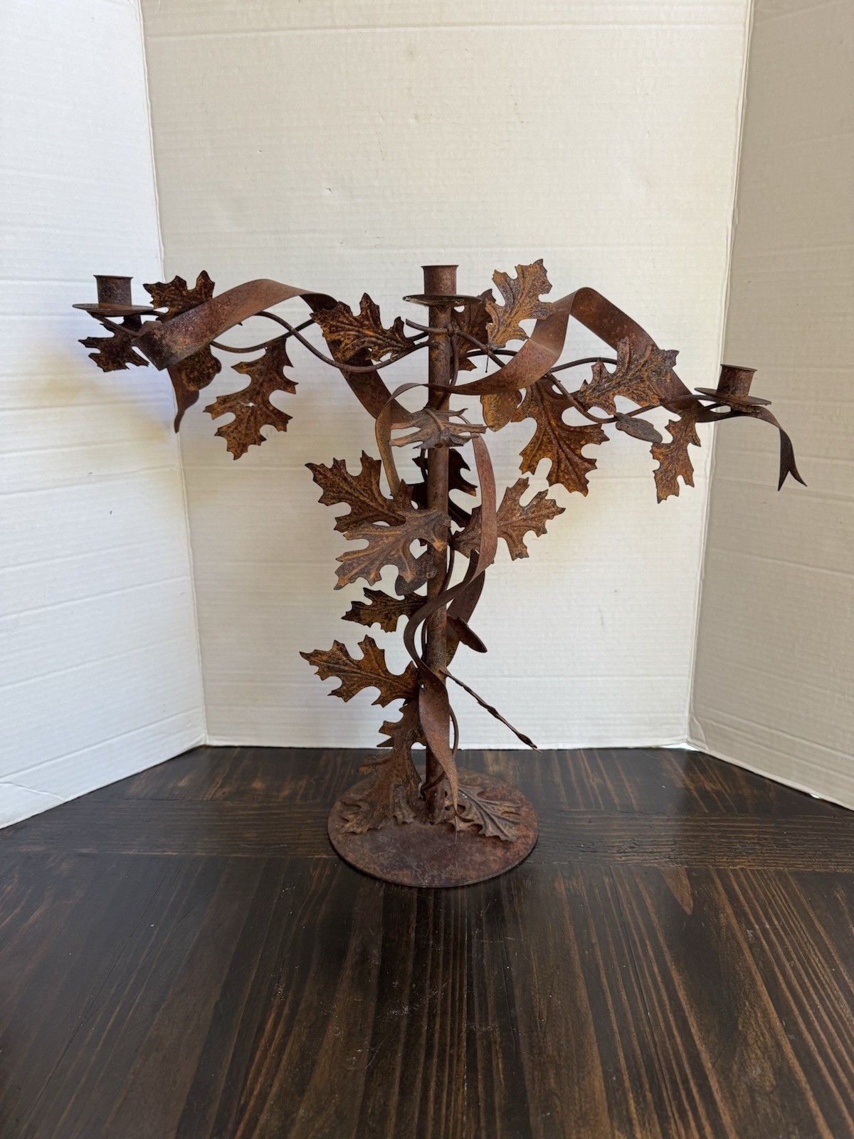 Antique Metal Leaf Design Candelabra Candle Holder Holds 3 Candles Antique Metal Leaf Design Candelabra Candle Holder Holds 3 Candles