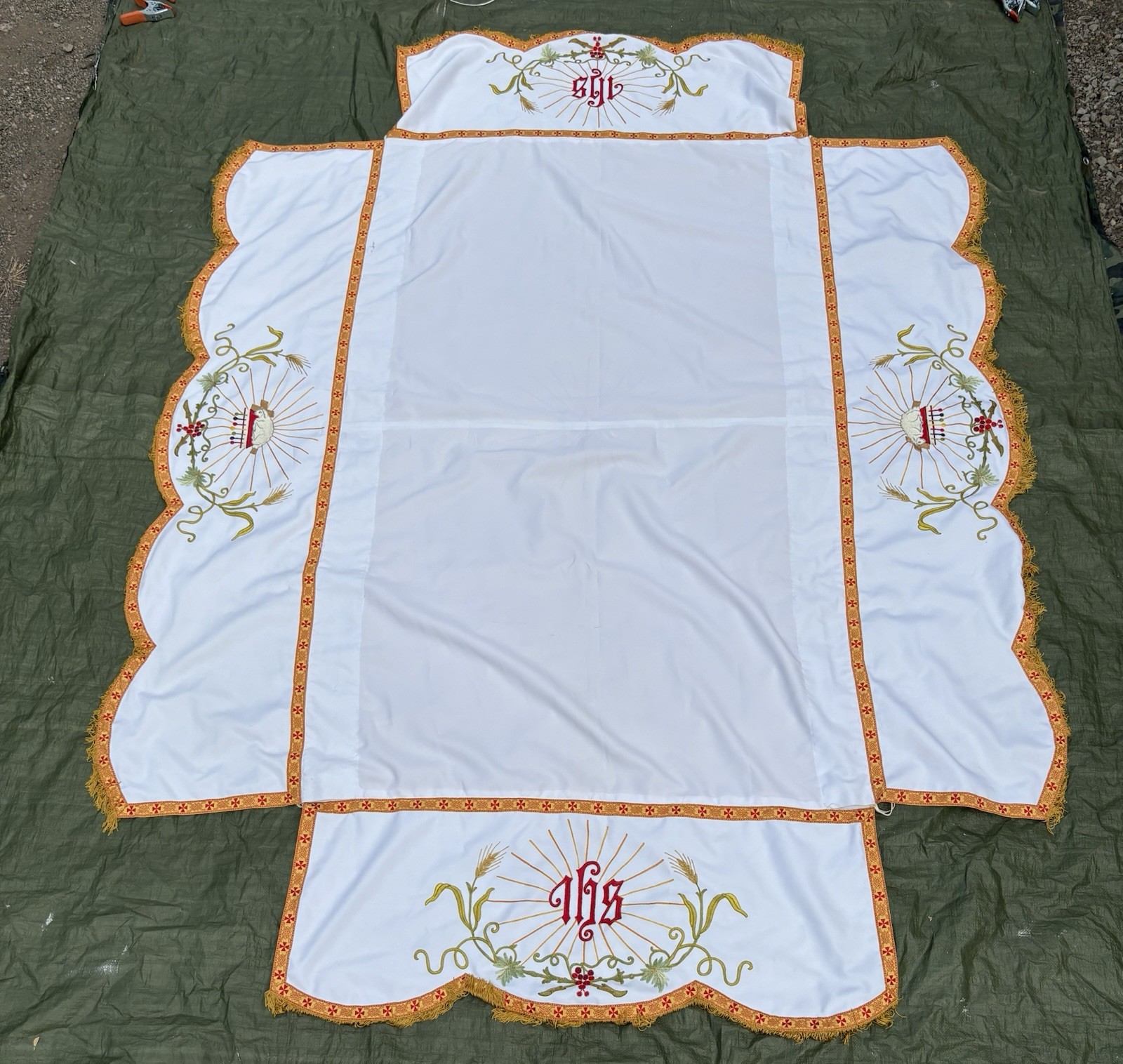 Processional Eucharistic Canopy for Liturgical Church Processions