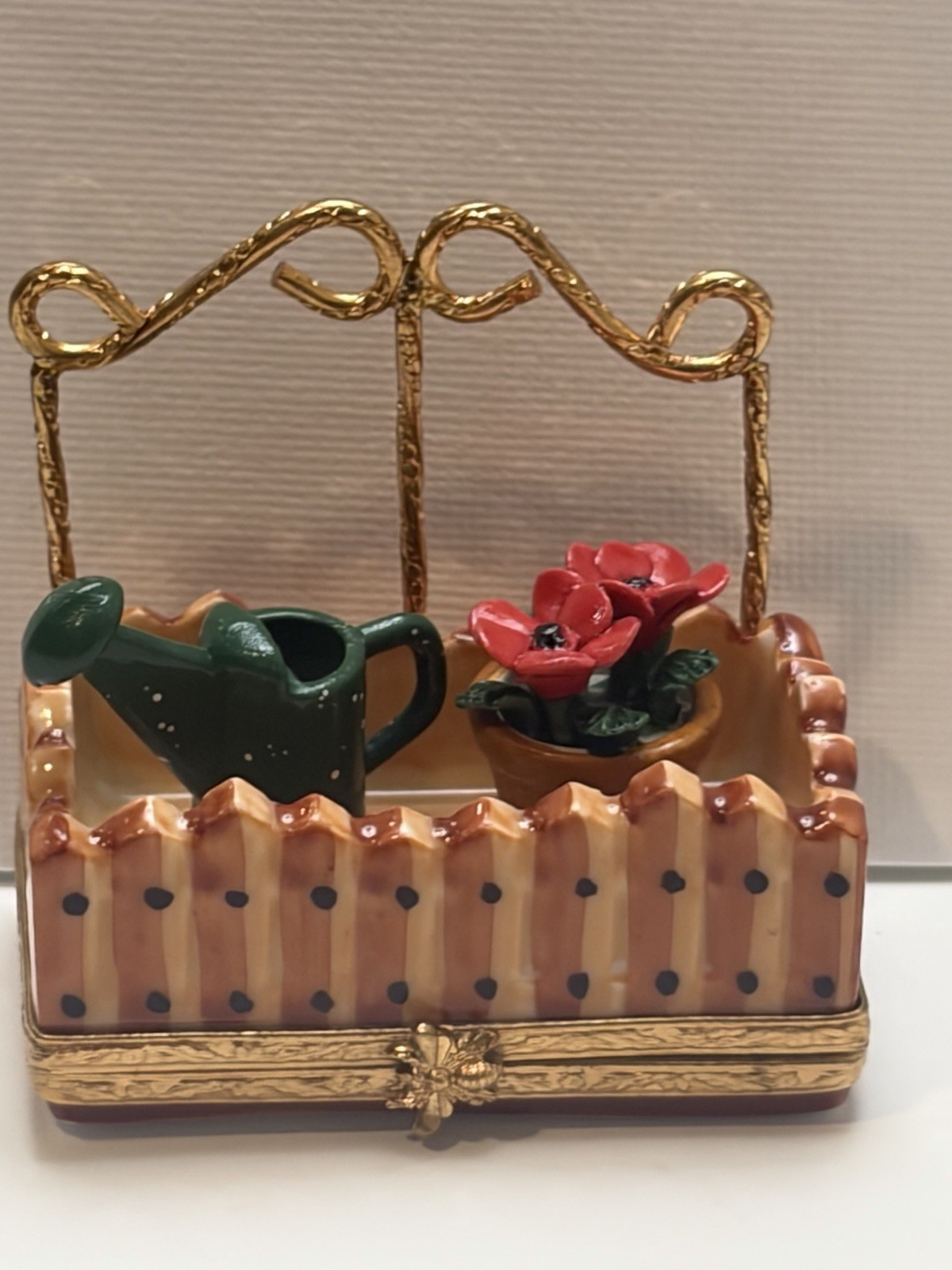 New Peint Main Limoges Box Window Flower Box With Red Poppies New Peint Main Limoges Box Window Flower Box With Red Poppies