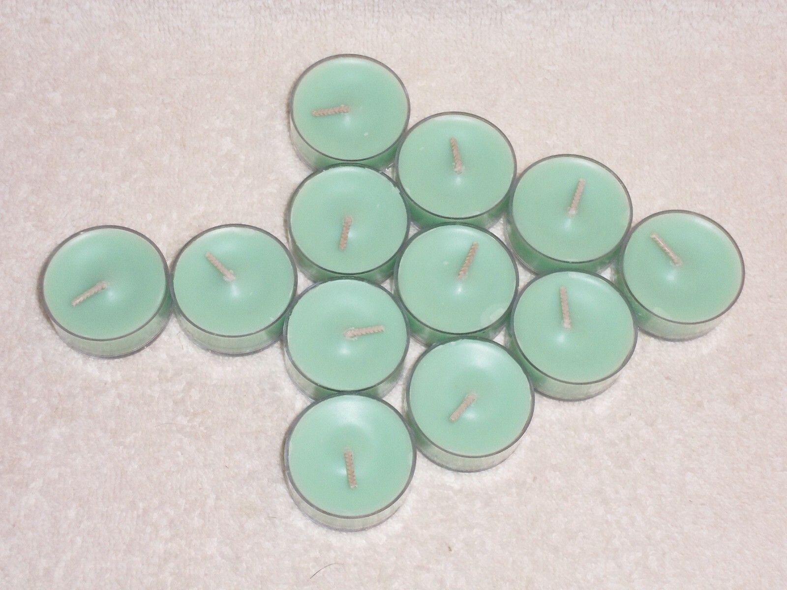 Partylite Honeydew Tealights -- NIB Partylite Honeydew Tealights -- NIB
