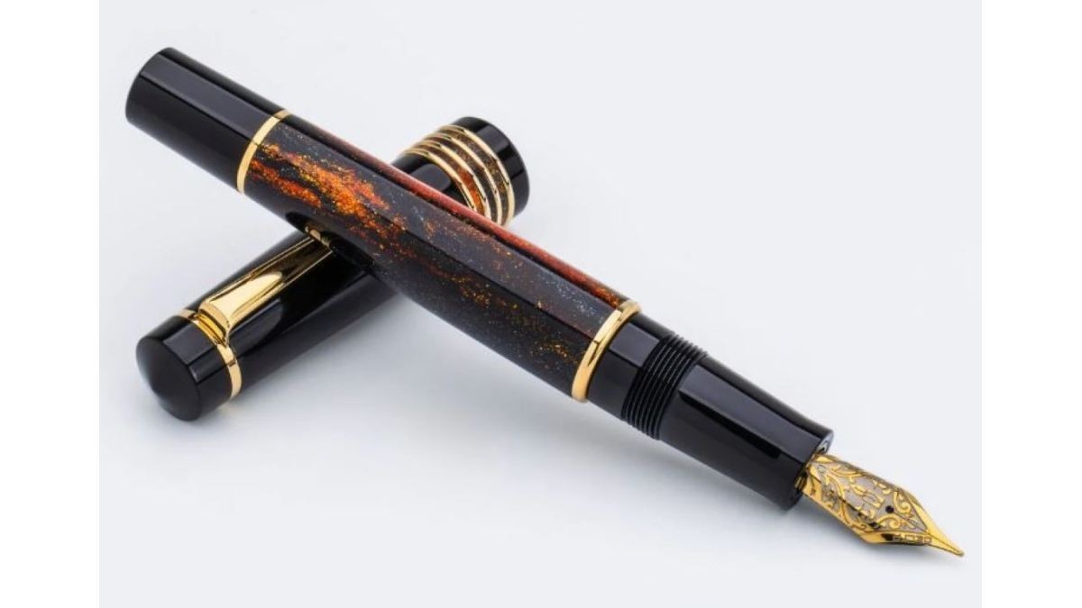 Pluma Estilográfica Delta Dolce Vita Glow Up by Jonathon Brooks Mid-Size GT