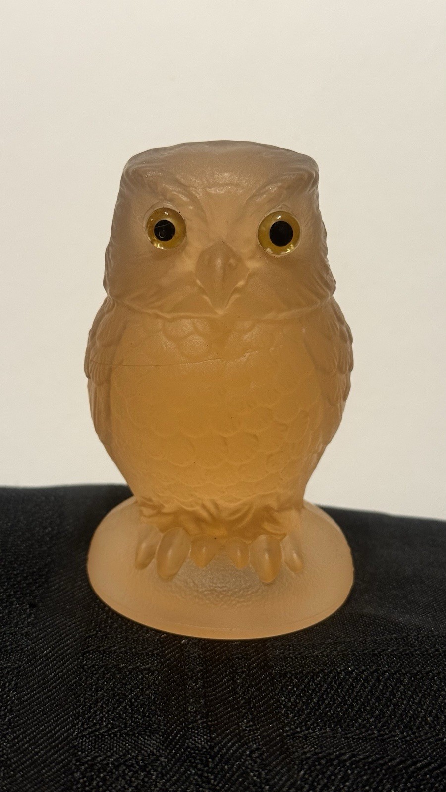 BEAUTIFUL SUMMIT ART GLASS SATIN OWL WITH GLASS EYES PAPERWEIGHT FIGURINE BEAUTIFUL SUMMIT ART GLASS SATIN OWL WITH GLASS EYES PAPERWEIGHT FIGURINE