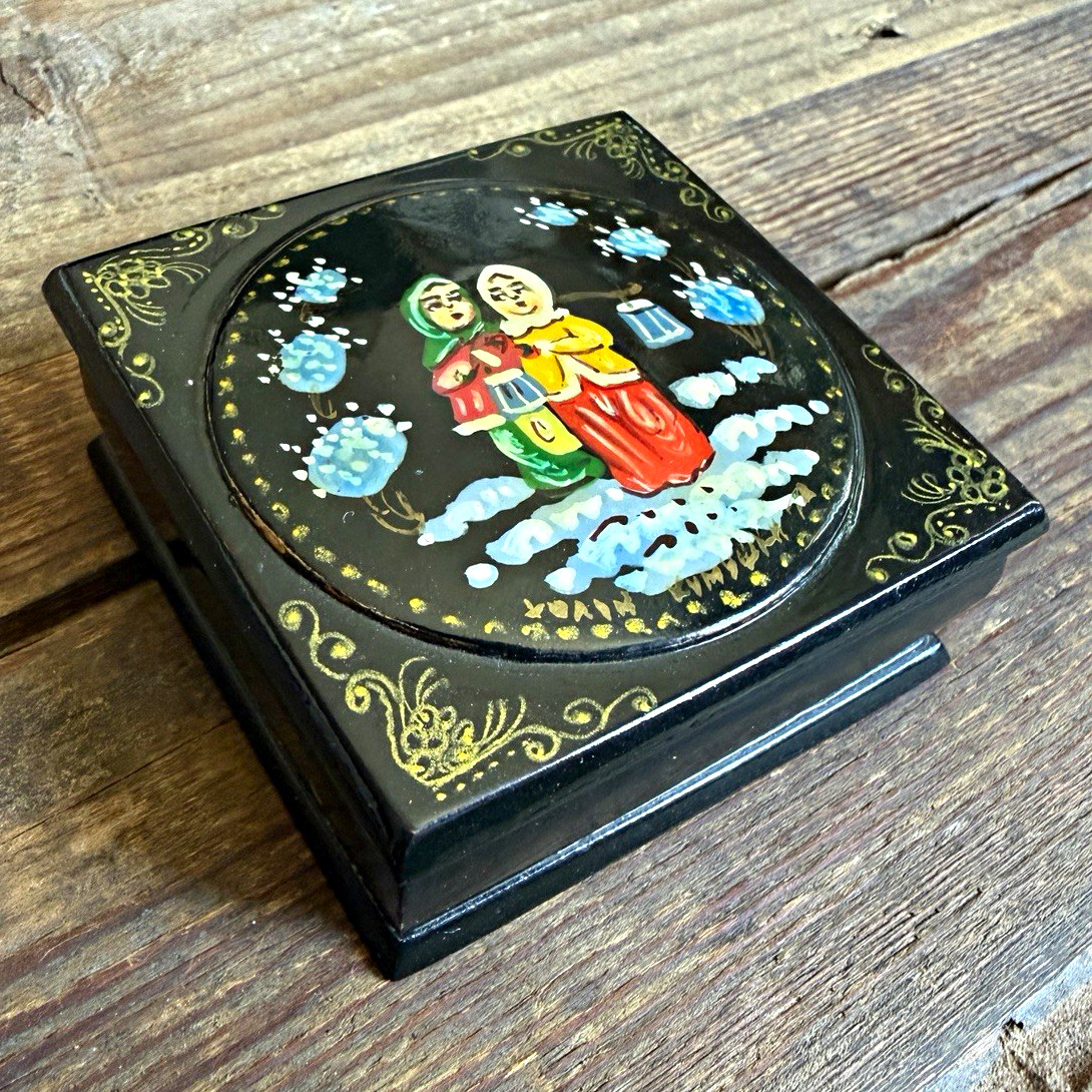 Authentic Vintage Russian Kholuy Lacquered Folk Art Trinket Box- Signed